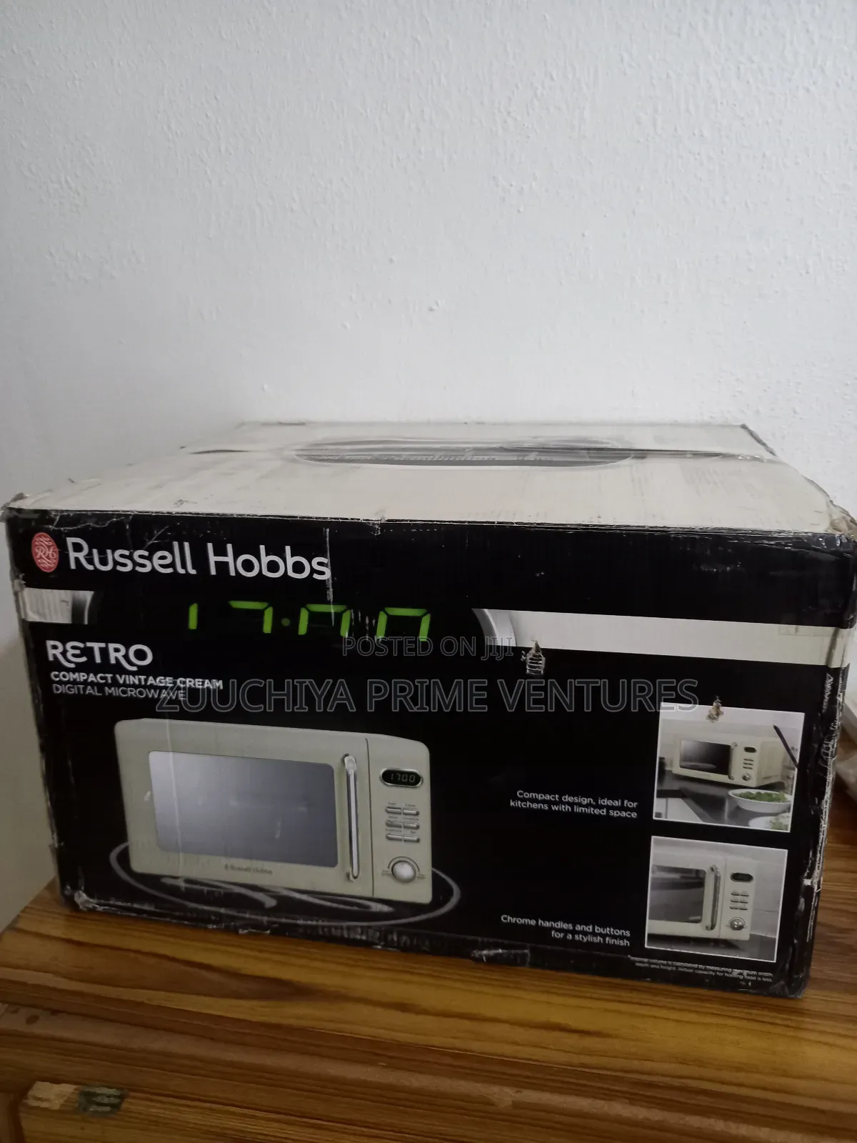 17.L Russell Hobbs Cream Digital Microwave From Uk