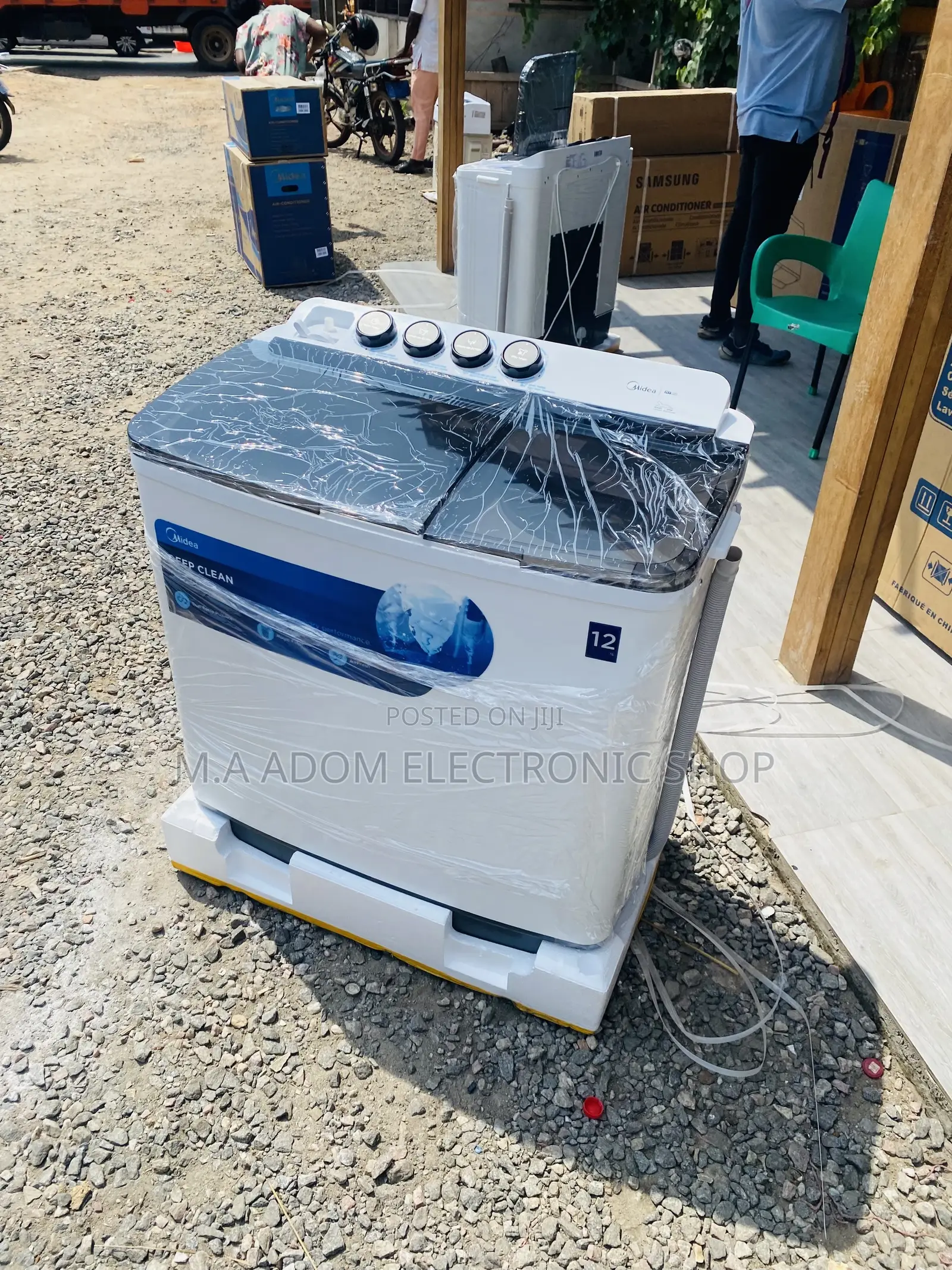 Unique Midea 7kg Semi-Automatic Electric Washing Machine.