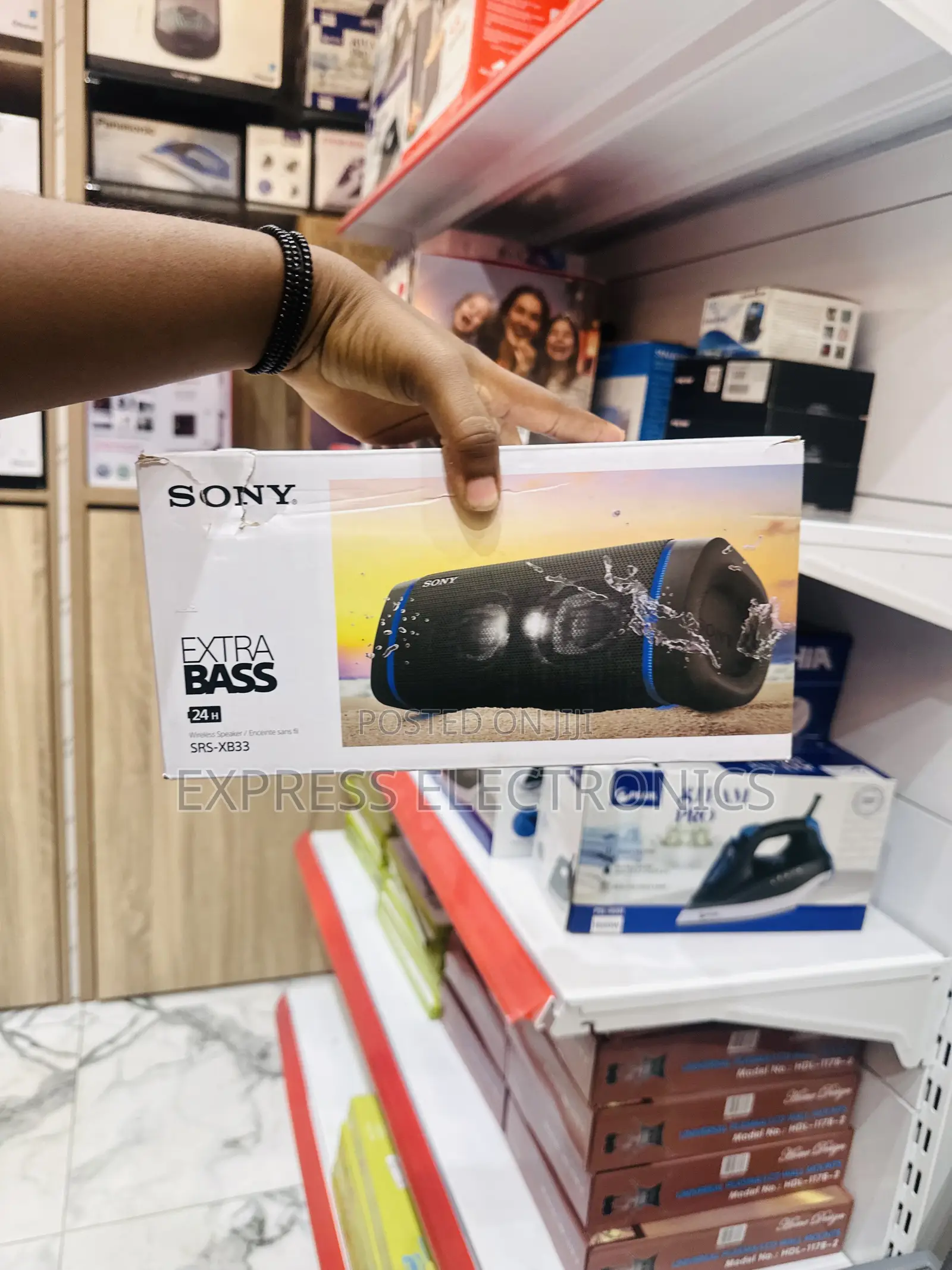 Brand New XB33 EXTRA BASSTM Portable Wireless Speaker