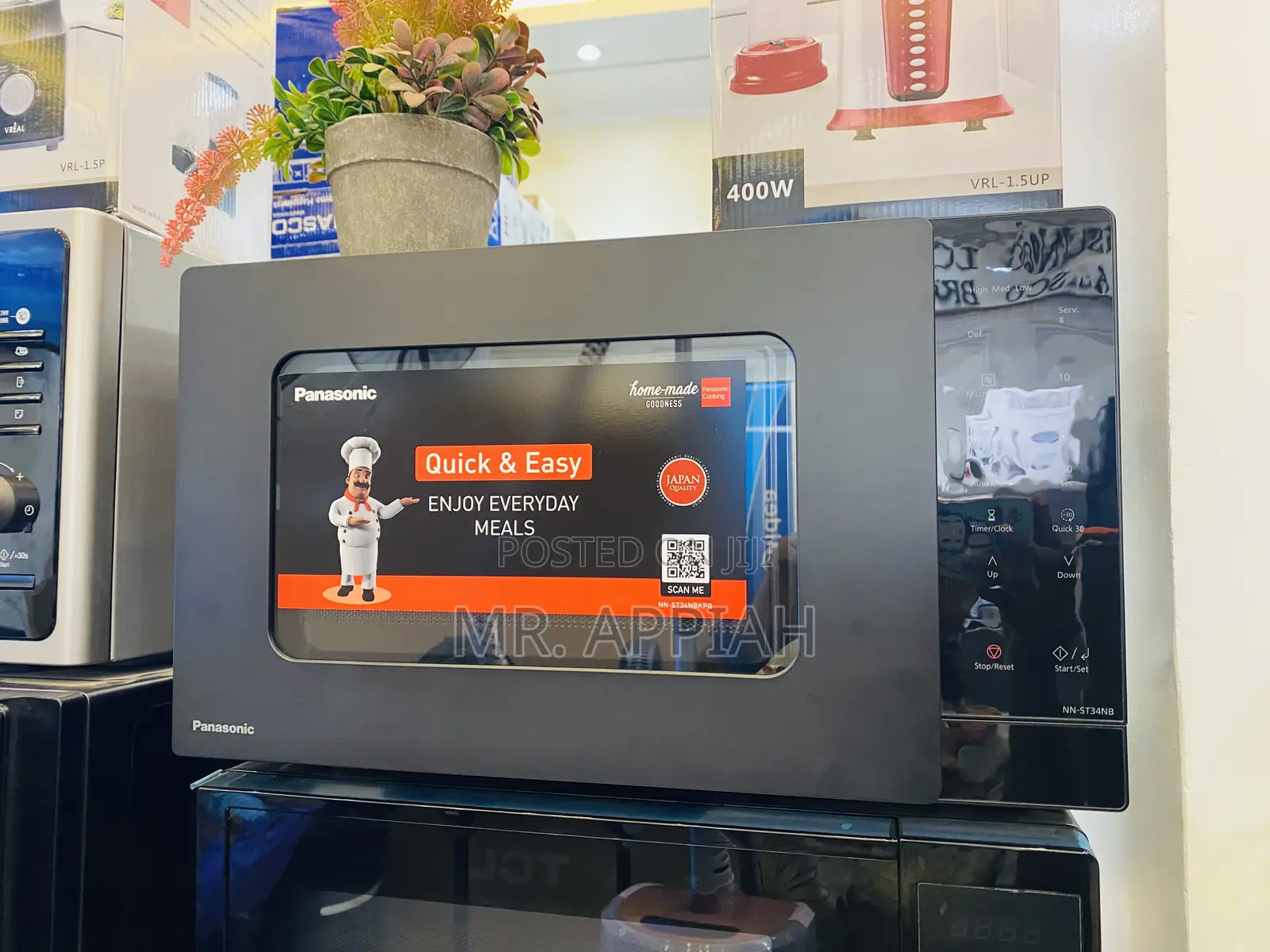 Brand New Panasonic 28L Electric Microwave Oven.