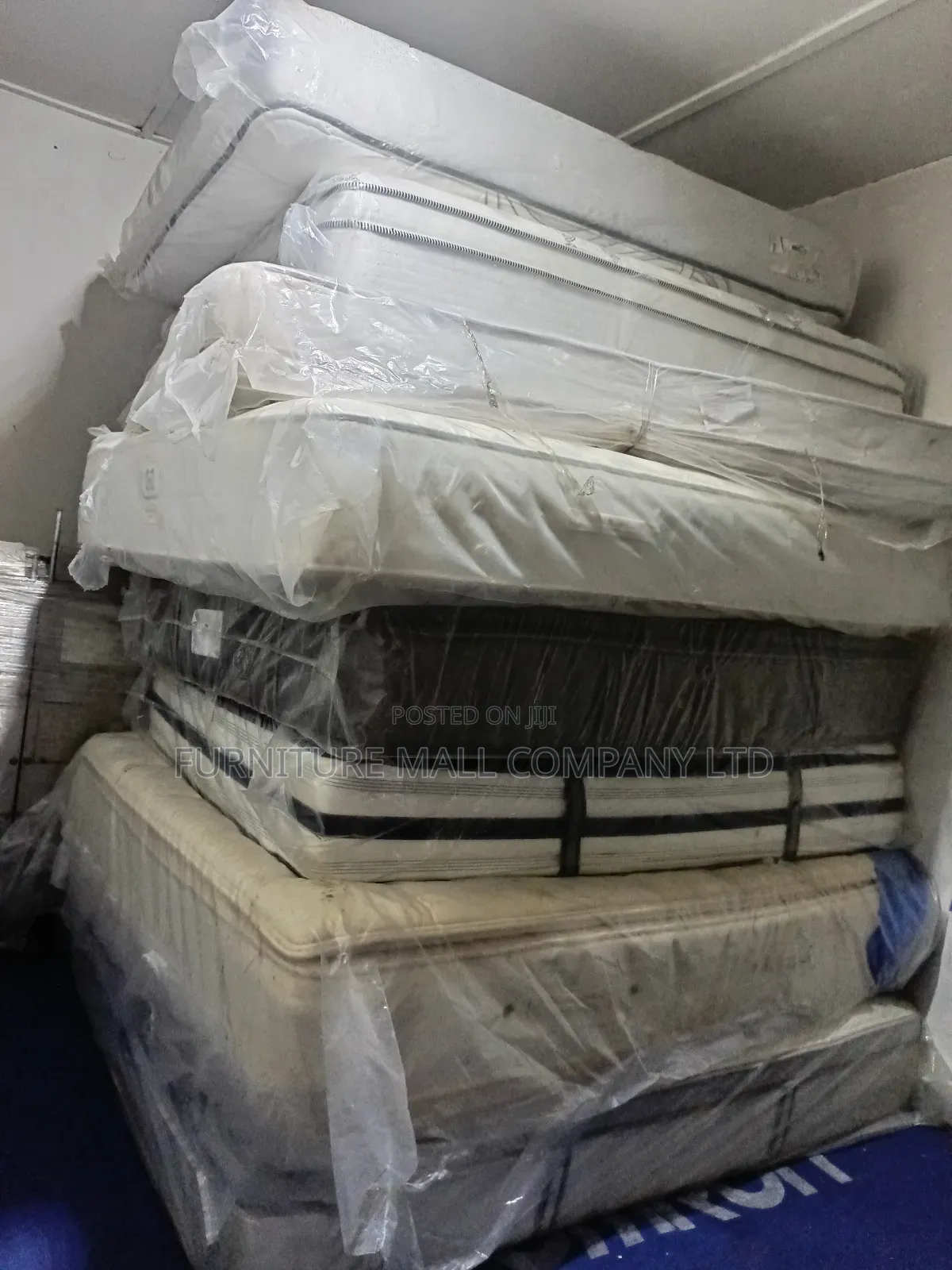 Family Memory Foam 60/80 Queens Mattress.Free Delivery