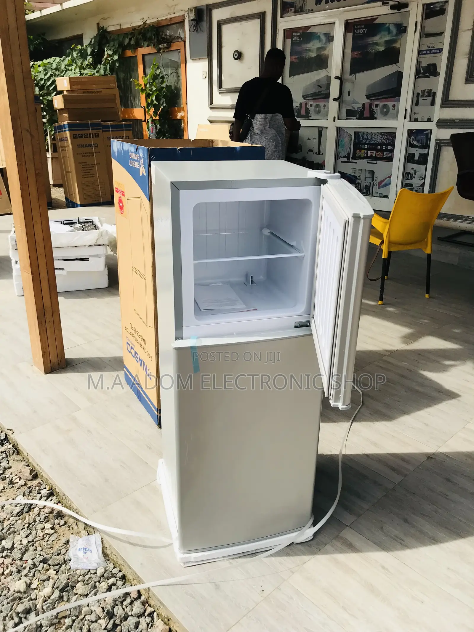 Top Freezer Nasco Nas2-13fl Electric Refrigerator(Gray).