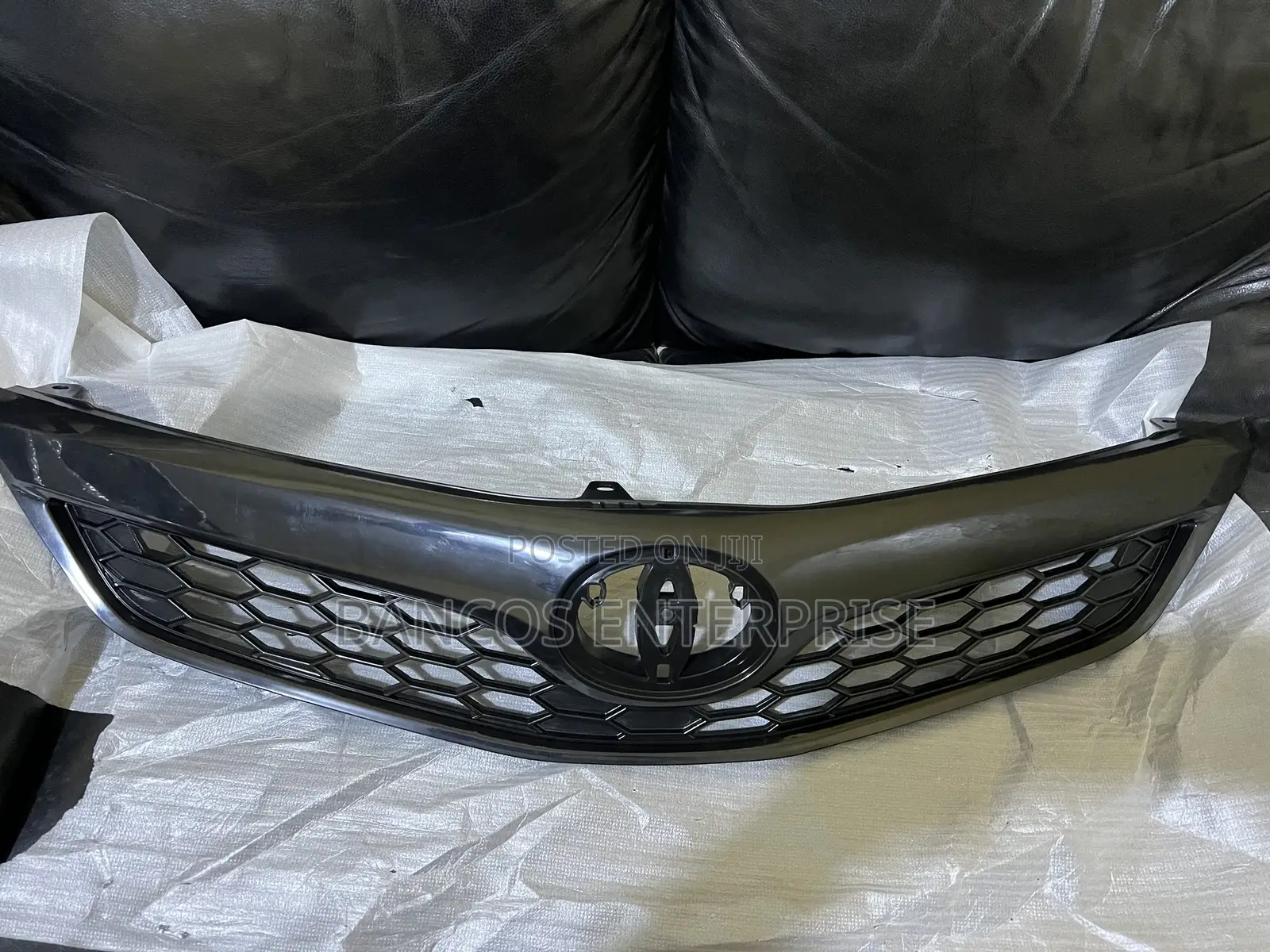 Toyota Camry Se Front Grille
