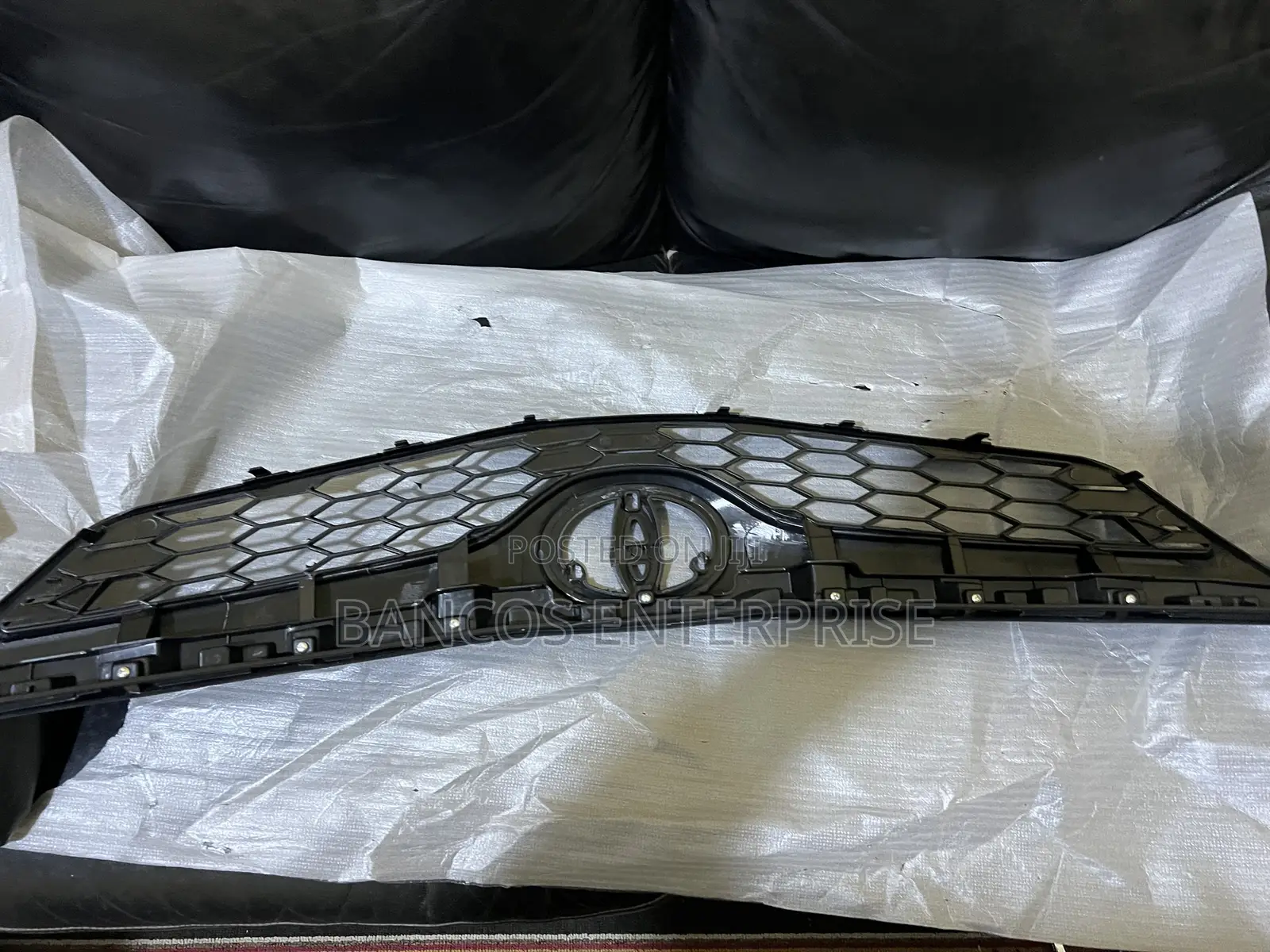 Toyota Camry Se Front Grille
