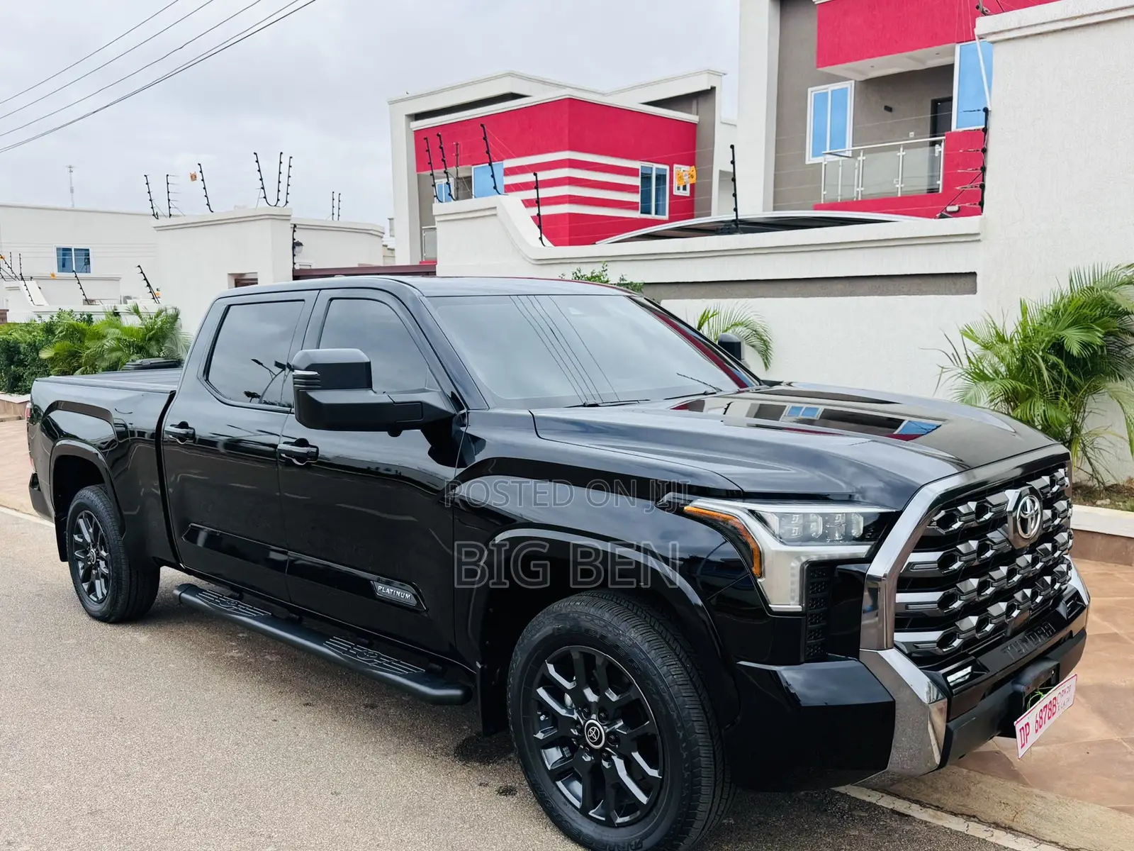 Toyota Tundra 2024 Black