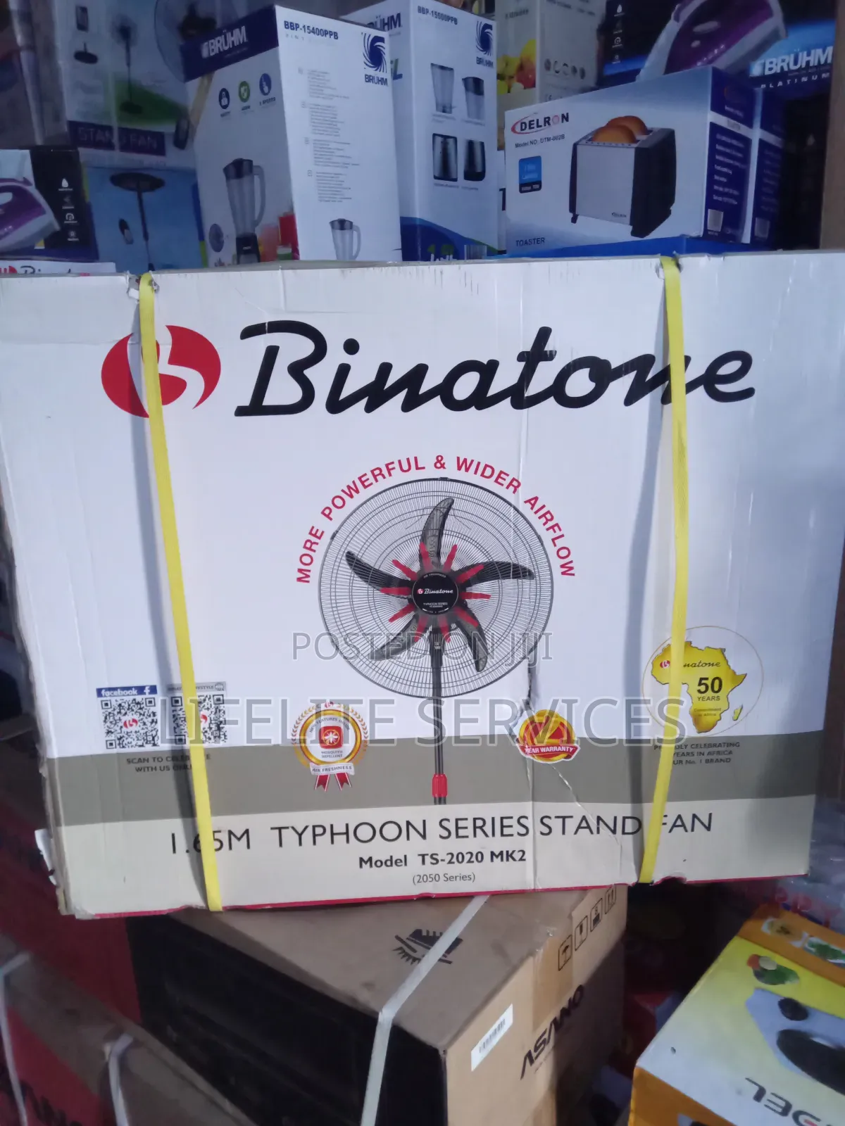 Breezy Standing Fan - Binatone 20"