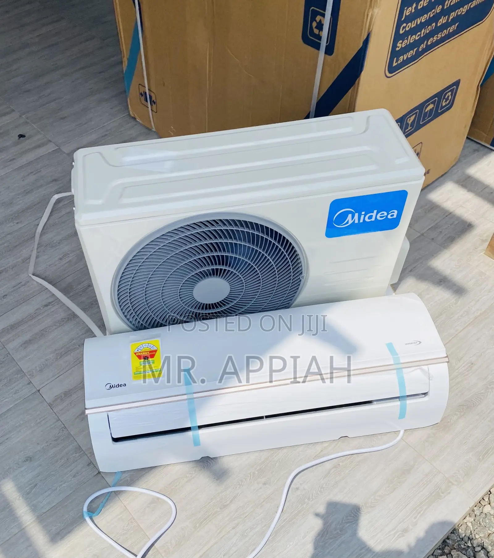 Sleek Midea MSAF-18CRN1 2.0hp R410 Gas Air Conditioner.