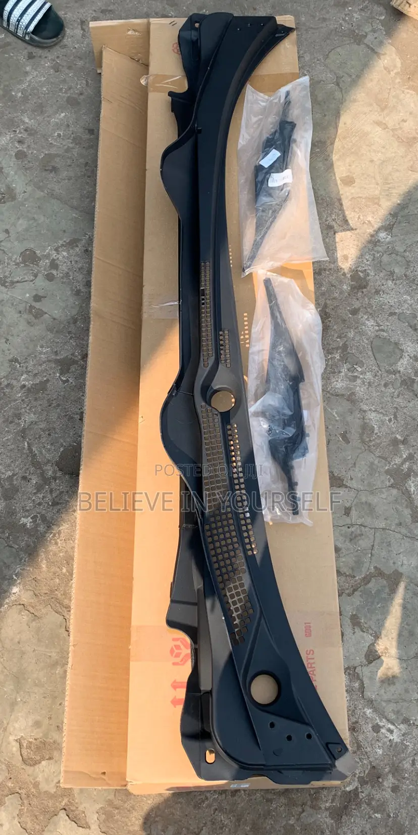 Honda Civic 2016 2017 2018 2019 2020 Wiper Panel