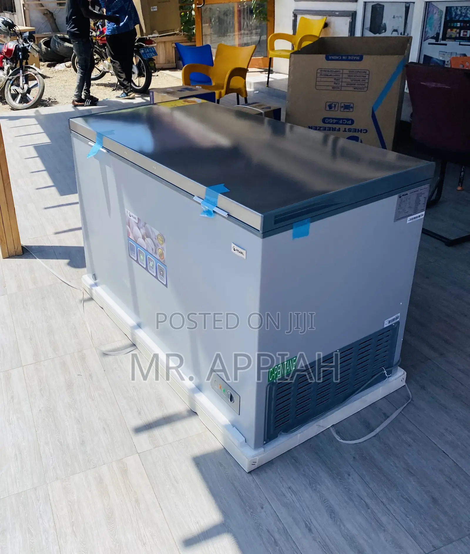 Shop Pearl Single Door Electric Freezer(PCF-380(316)Ltrs)