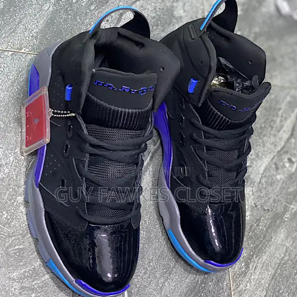 Jordan 6 Retro