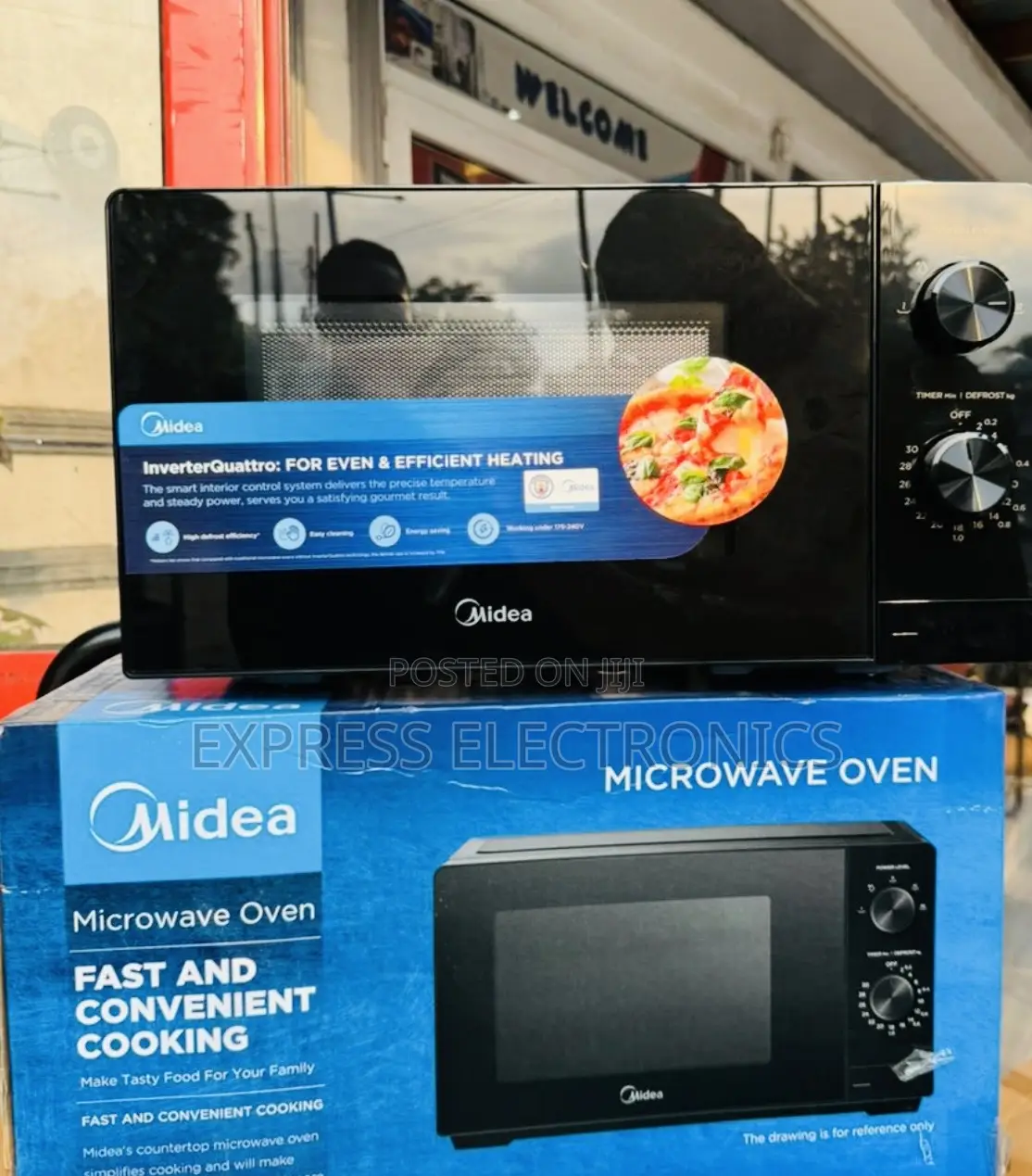 MM7P012MZ-B Midea Microwave Oven 20L