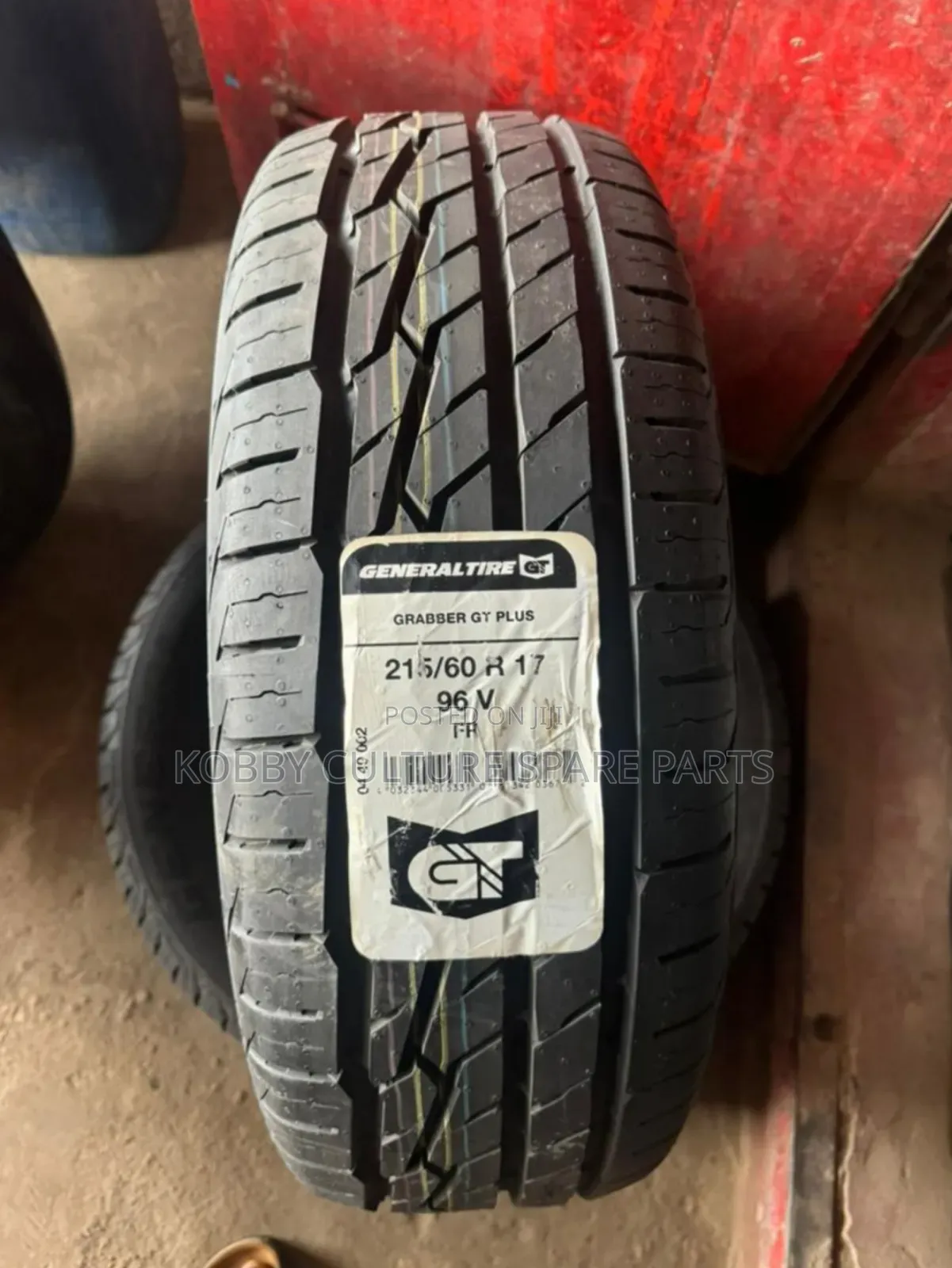 Original General 215/60r17 Tyres Available
