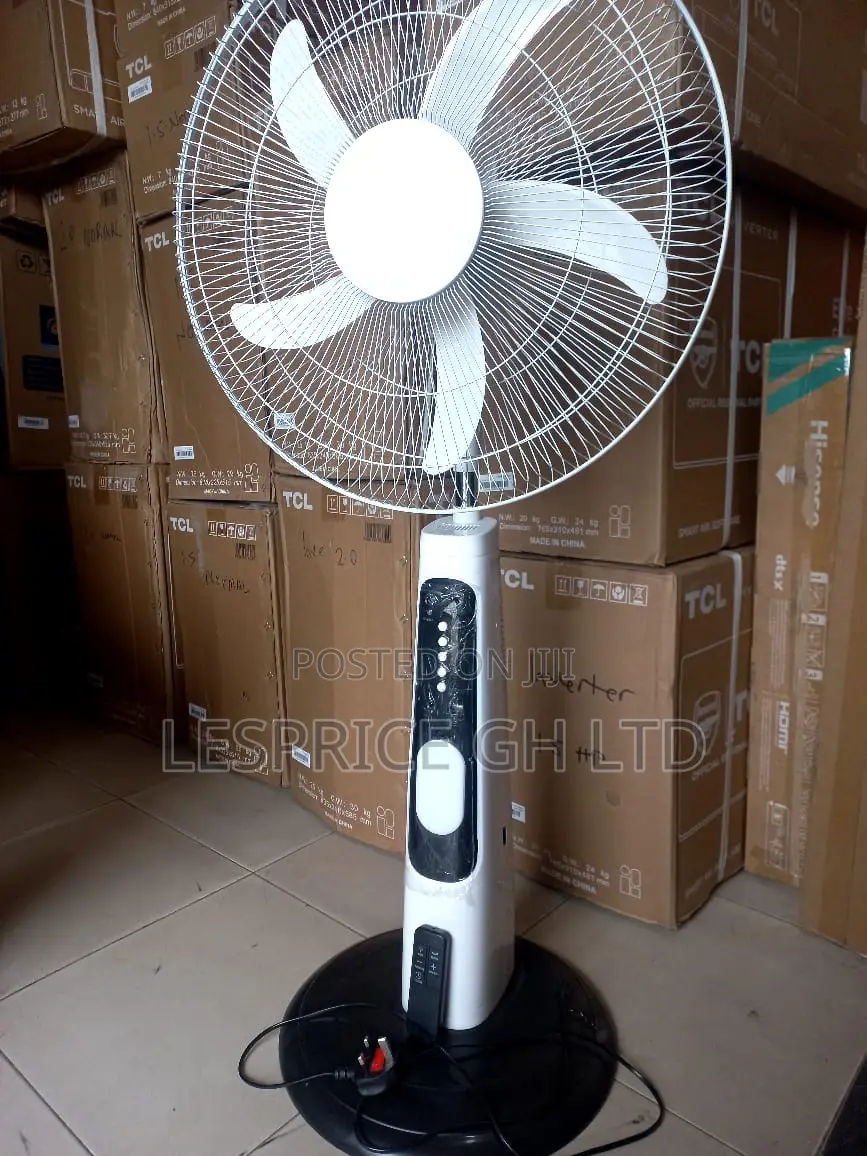 Luxurious//Rechargeable 18” Fan