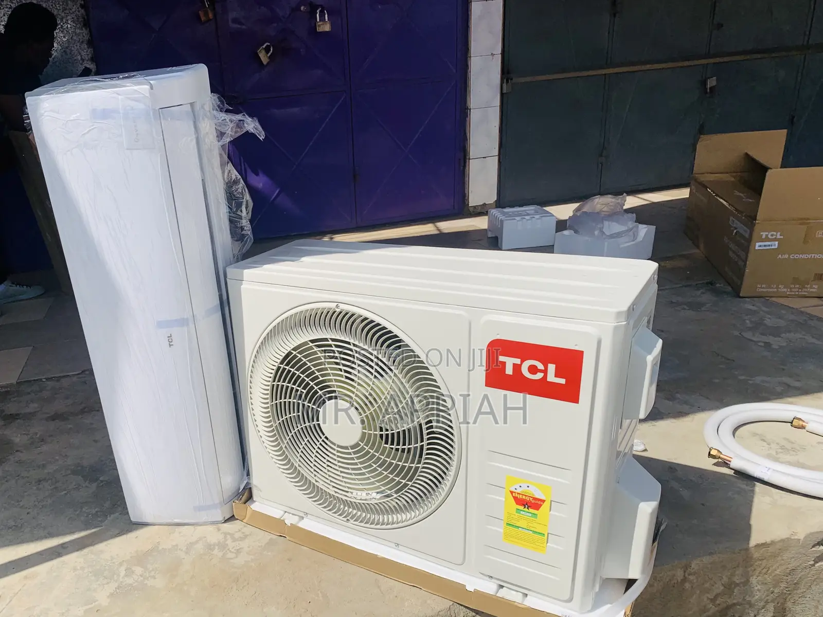 Sleek 1.5hp TCL Split Inverter Electric Air Conditioner.