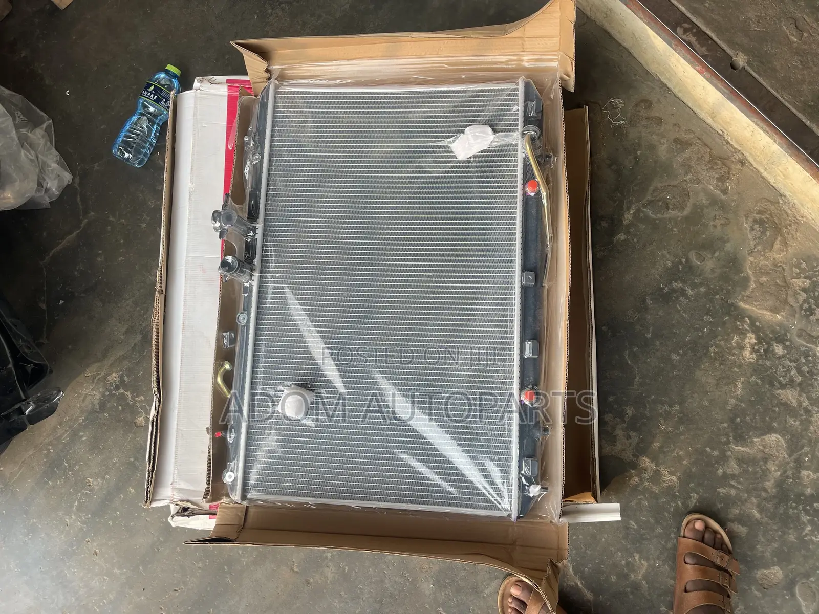 Toyota Highlander Radiator Water Tank