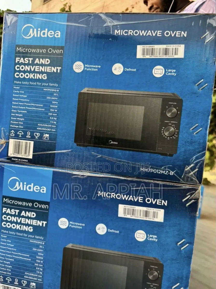Lovely Design Midea MM7P012MZ-B Microwave Oven.