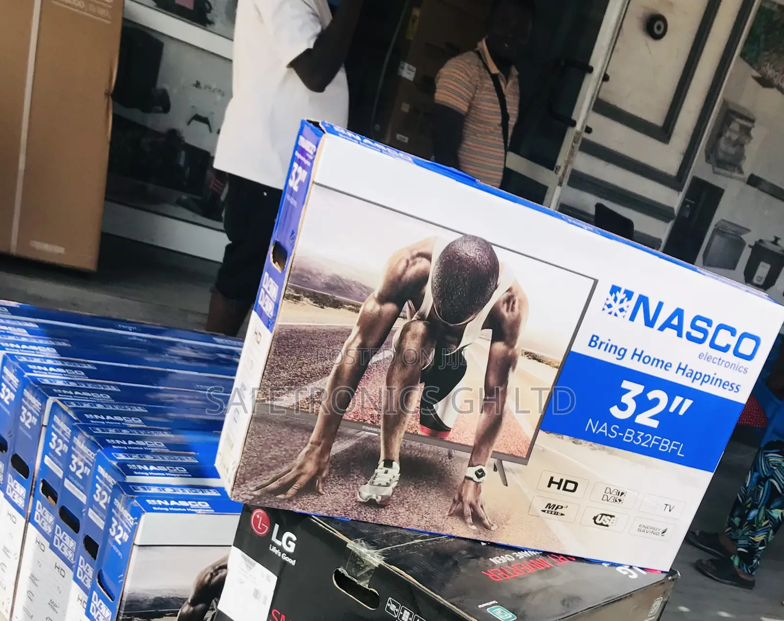 Essential New 32 Inch Digital Satellite (Black) Led Tv