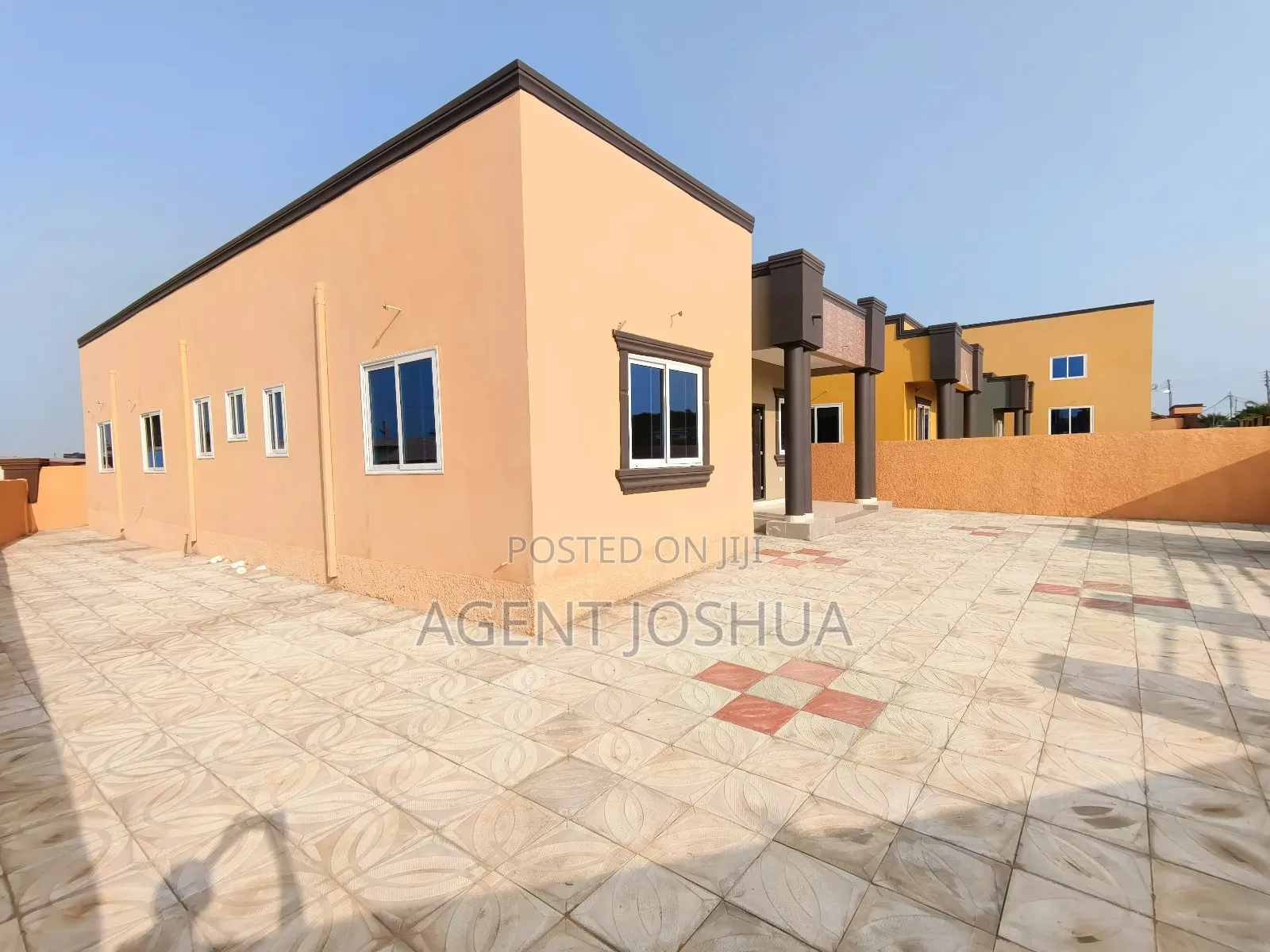 3bdrm House in Justice Tawiah, Spintex for sale