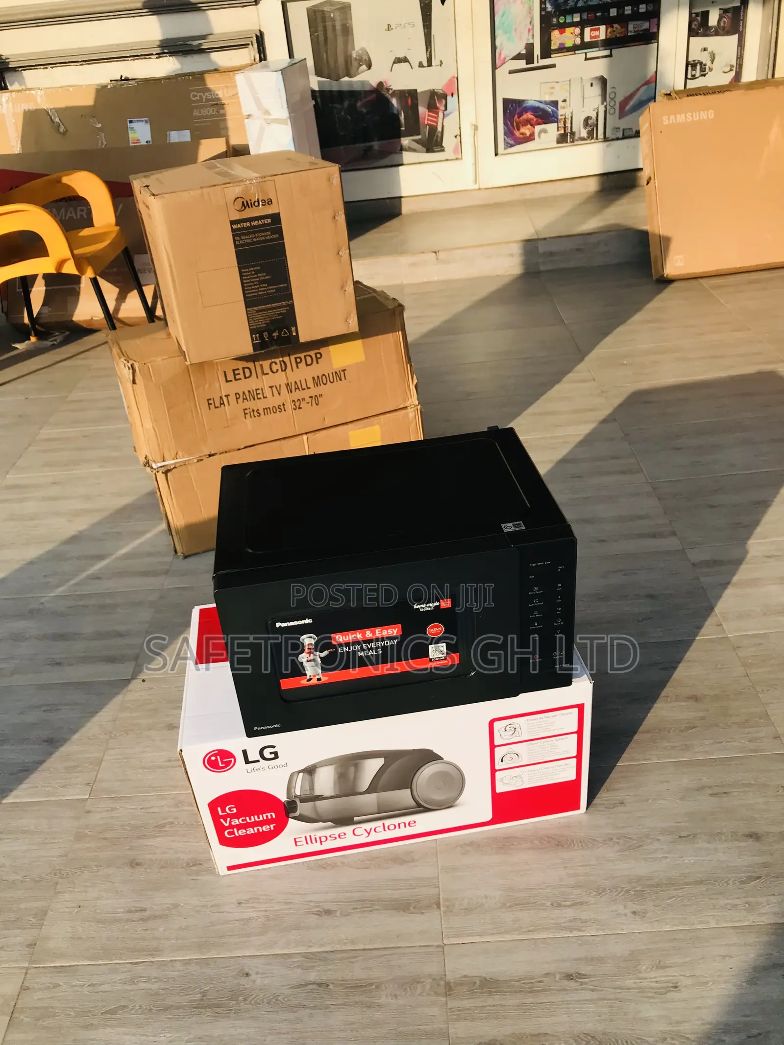 Authentic (Black) New Countertop Panasonic Microwave 