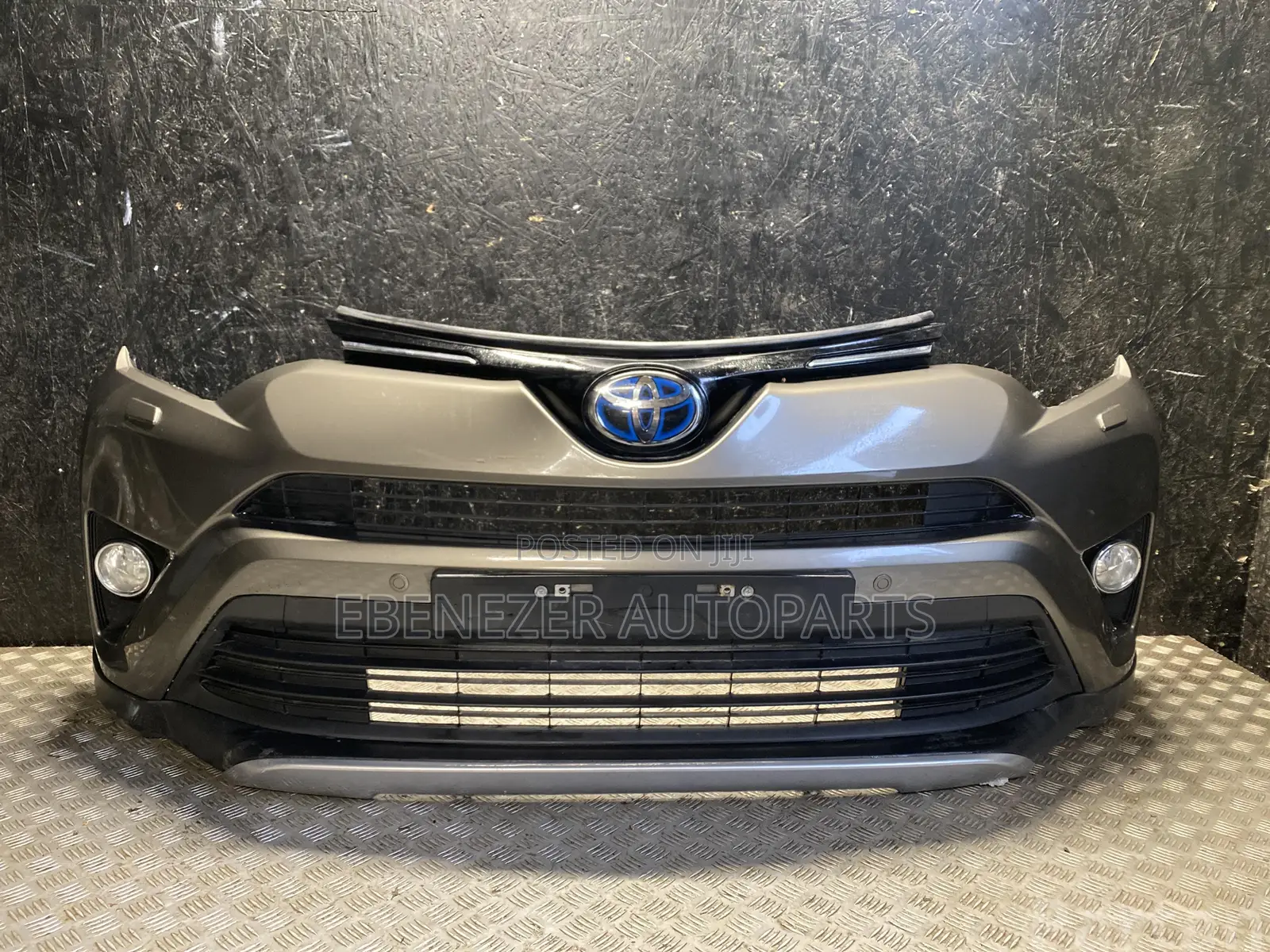 Toyota Rav 4 Front Bumper Complete 2016 2017 2018