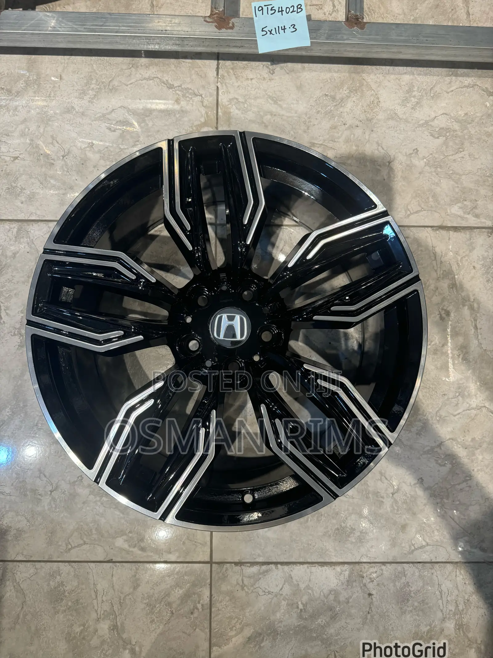 Honda CRV Rim 19