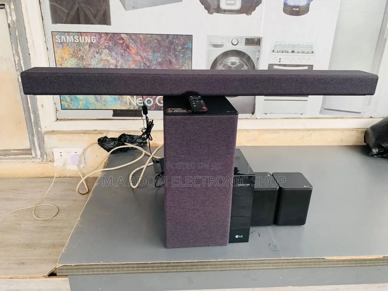 Unique Design Lg Sp7r. 7.1 Channel Bluetooth Sound Bar.