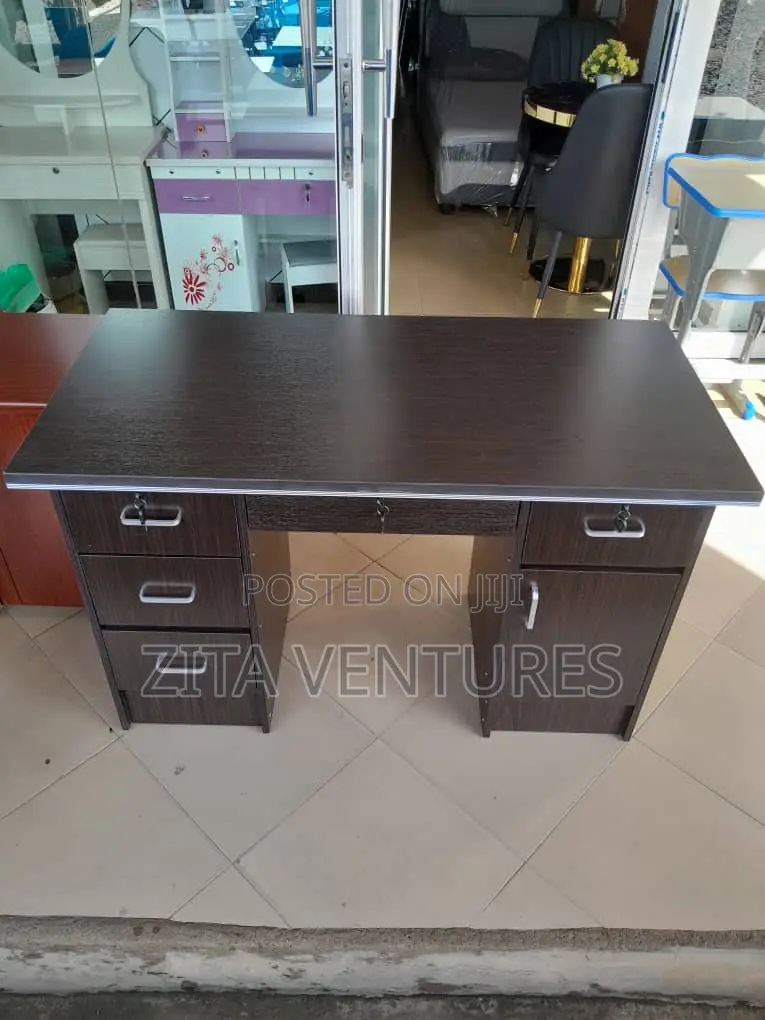 1.2m Office Table/Black
