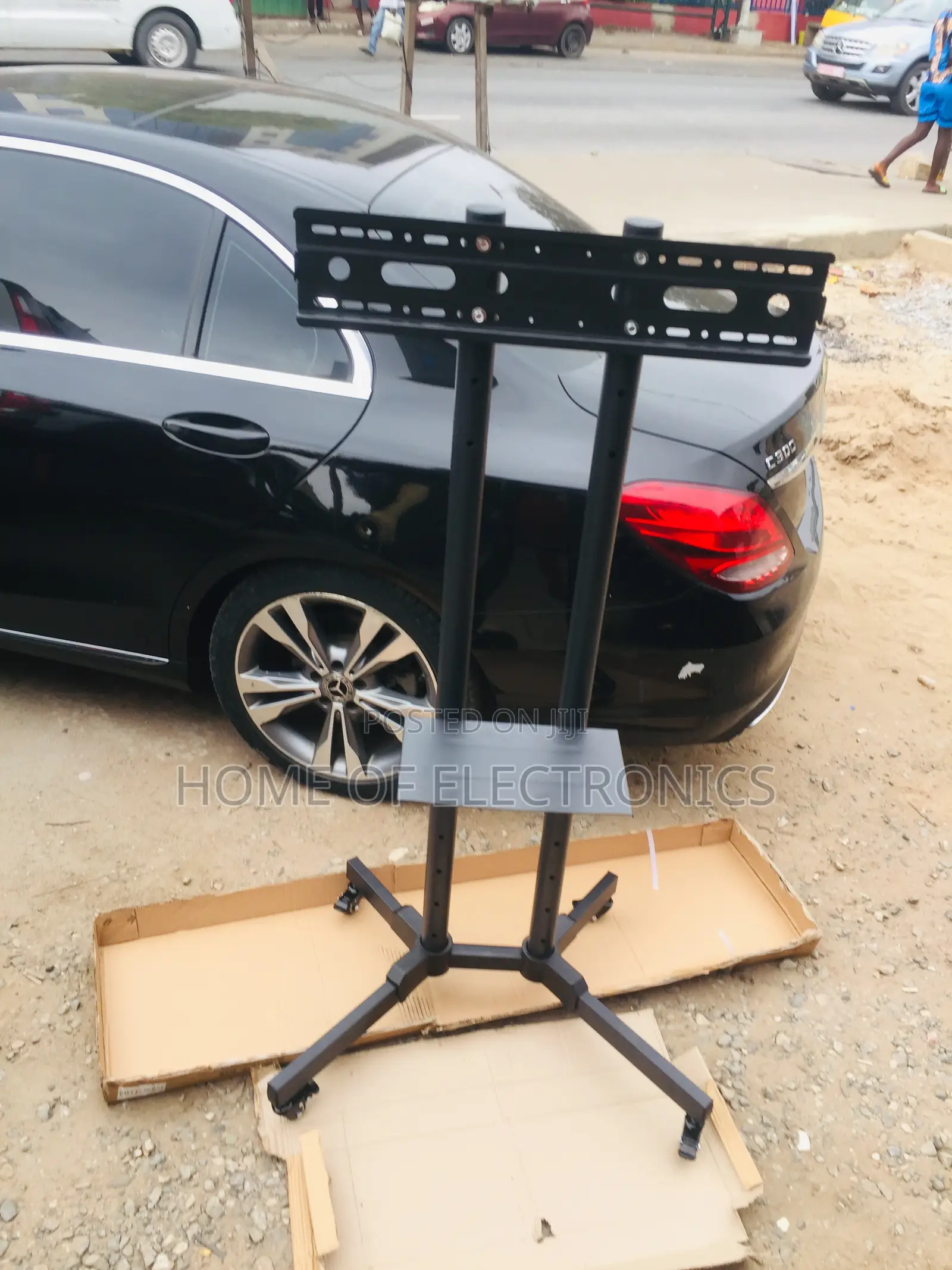 Movable LED/LCD Plasma TV Trolley Stand With Wheels(32-70)