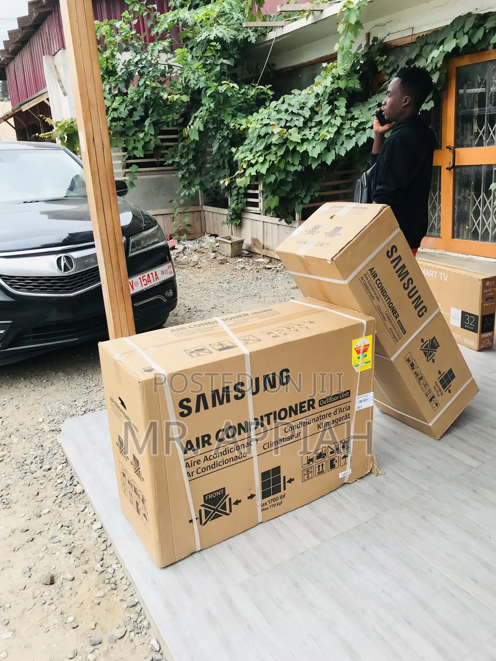 Affordable Samsung 2.5hp R410 Gas Electric Ac(White).