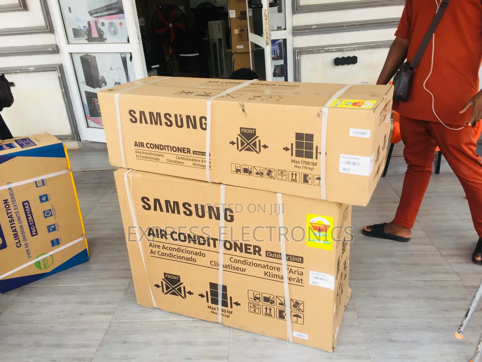Samsung Split R410 2.5hp AC. *