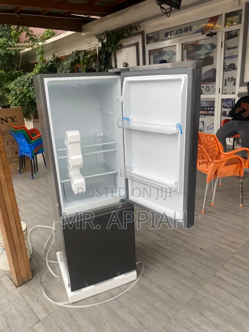 TCL F163BF Double Door Refrigerator(162LTRS).