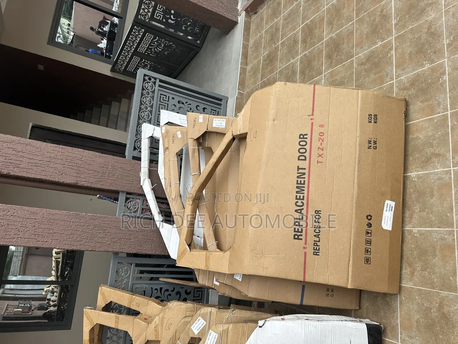 Ford Explorer 2022 Empty Door Front Right