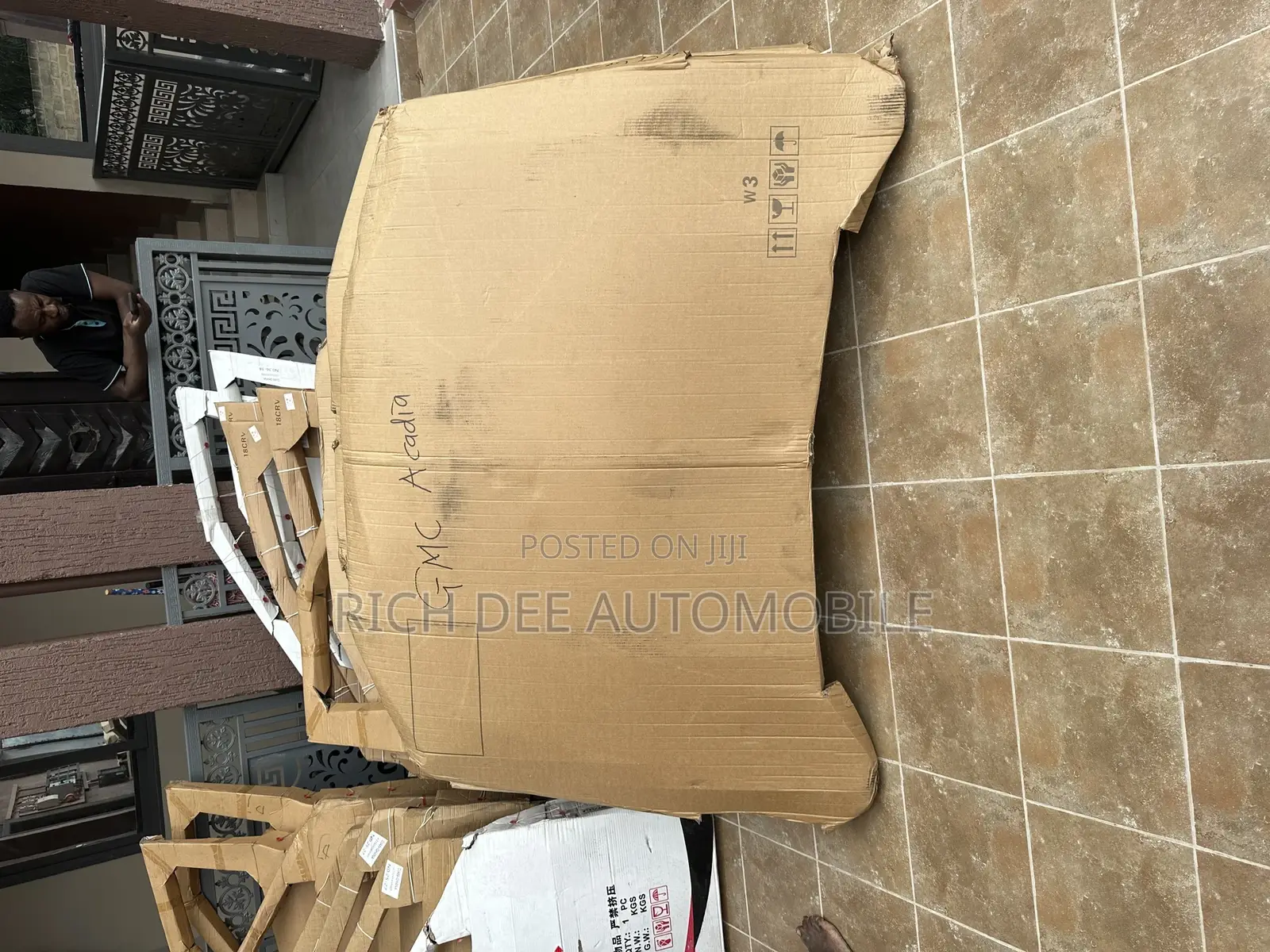 GMC Acadia 2019 Bonnet