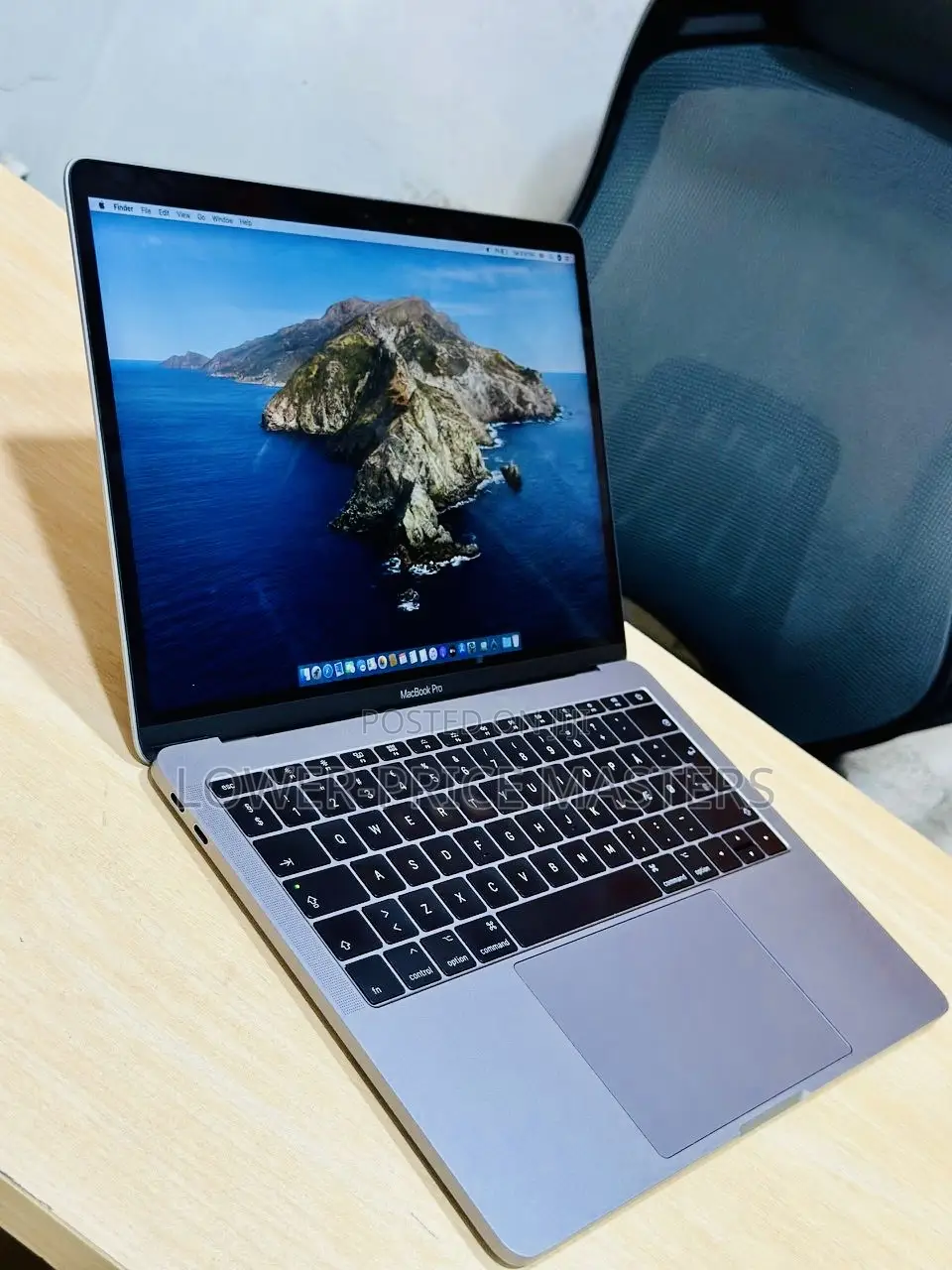 New Laptop Apple MacBook 2016 8GB Intel Core I5 SSD 256GB
