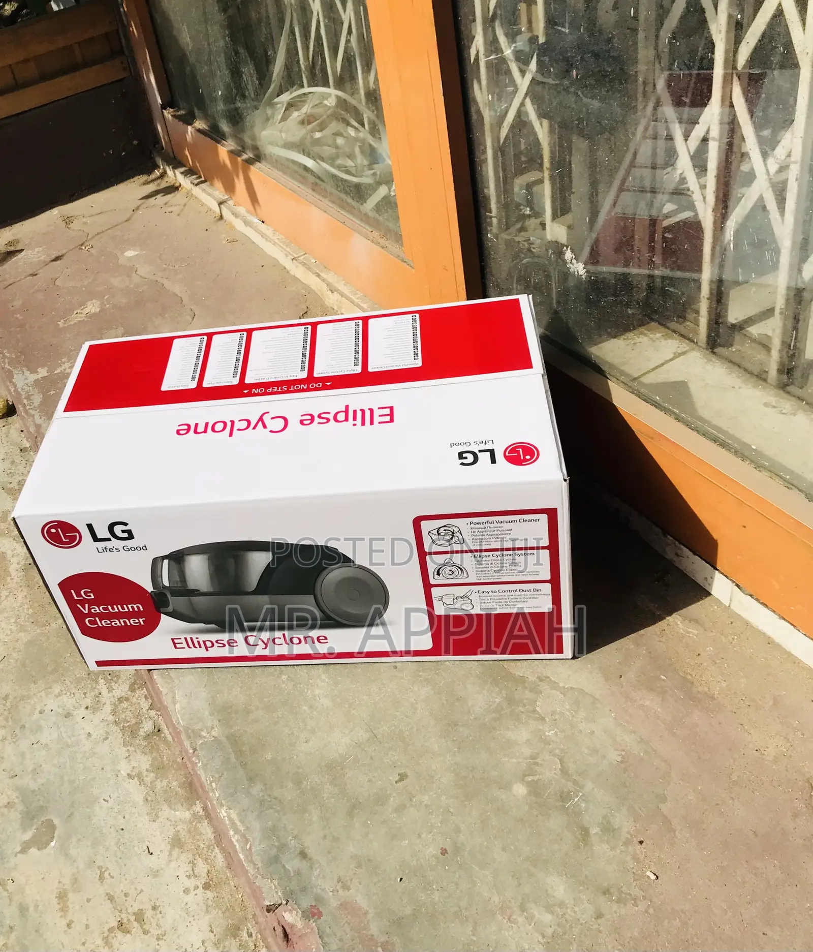 Purchase Durable LG Vacuum Cleaner(VC5420NNTR)Plastic.