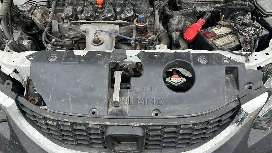 Honda Civic 2014 Radiator Cover