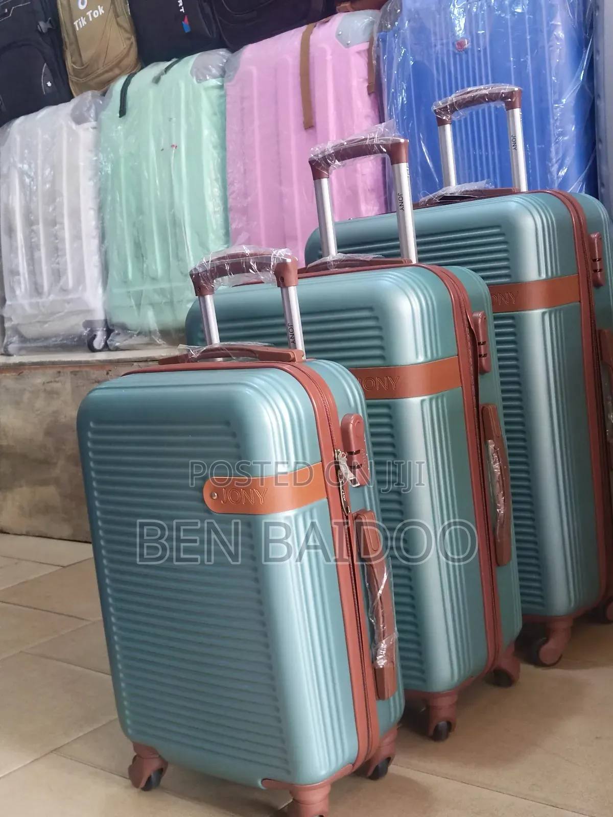 Plastic 3-Set Luggage(Quality Durable)