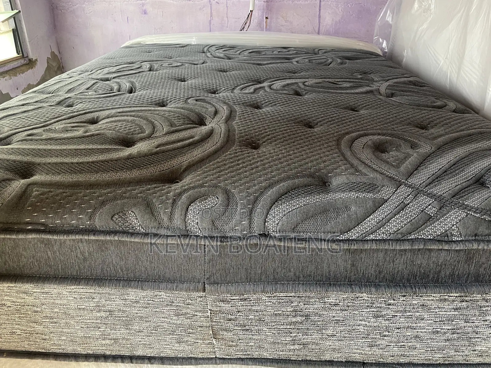 Beautyrest World Class(Queen) 60/80 14inches