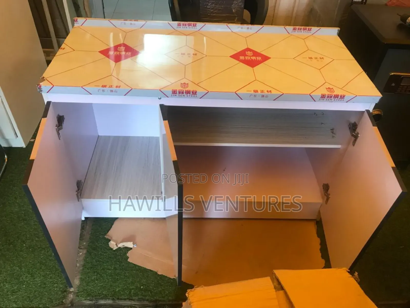 Kitchen Cabinet