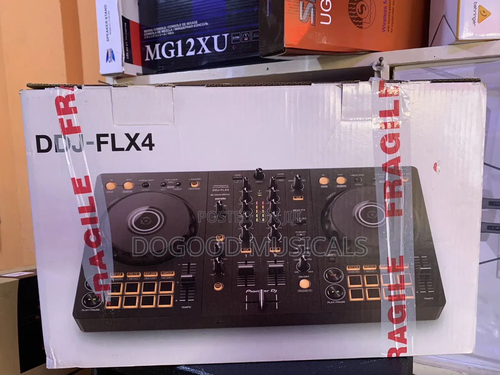 Pioneer DDJ-Flx4 DJ Controller