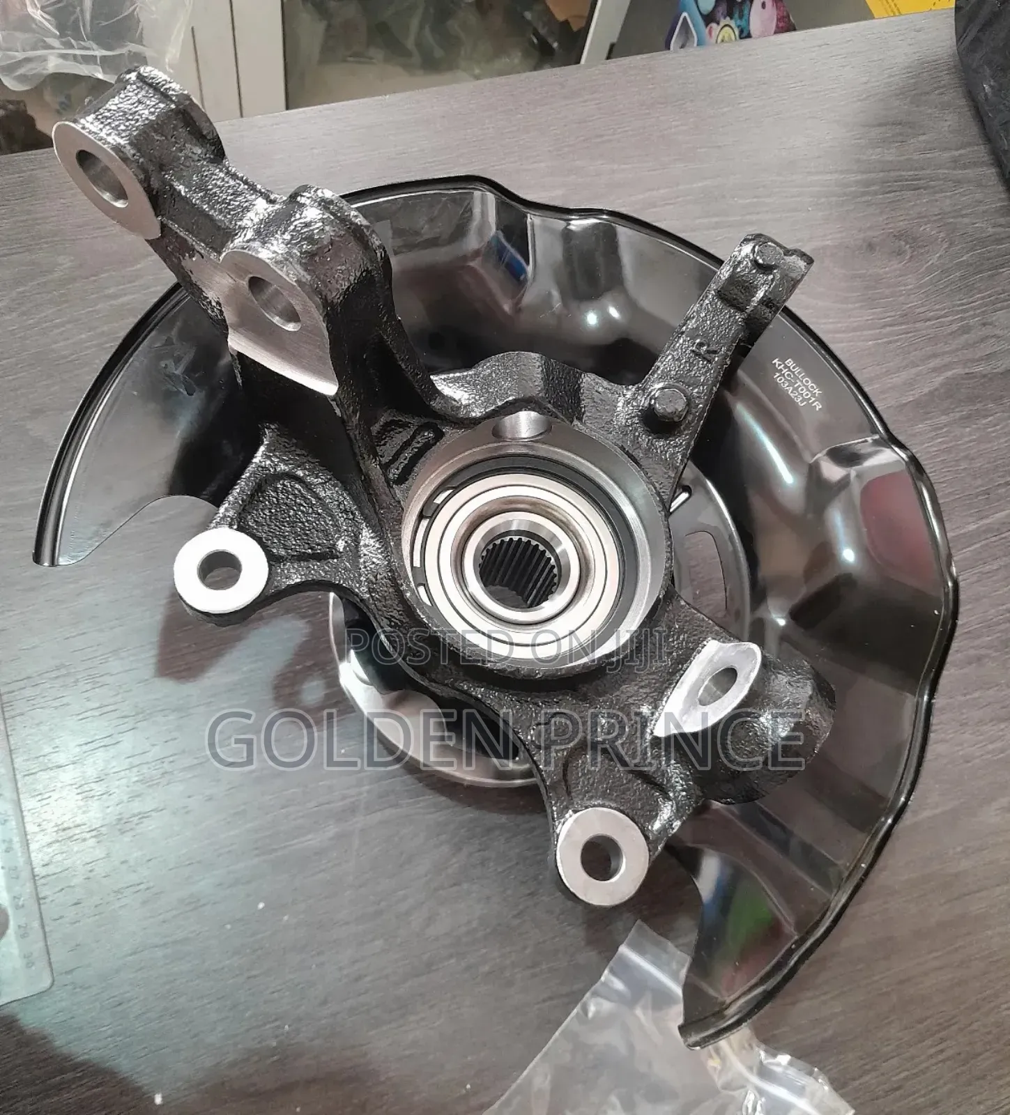Corolla Front Hub 09-18 With Knuckle (1pc)