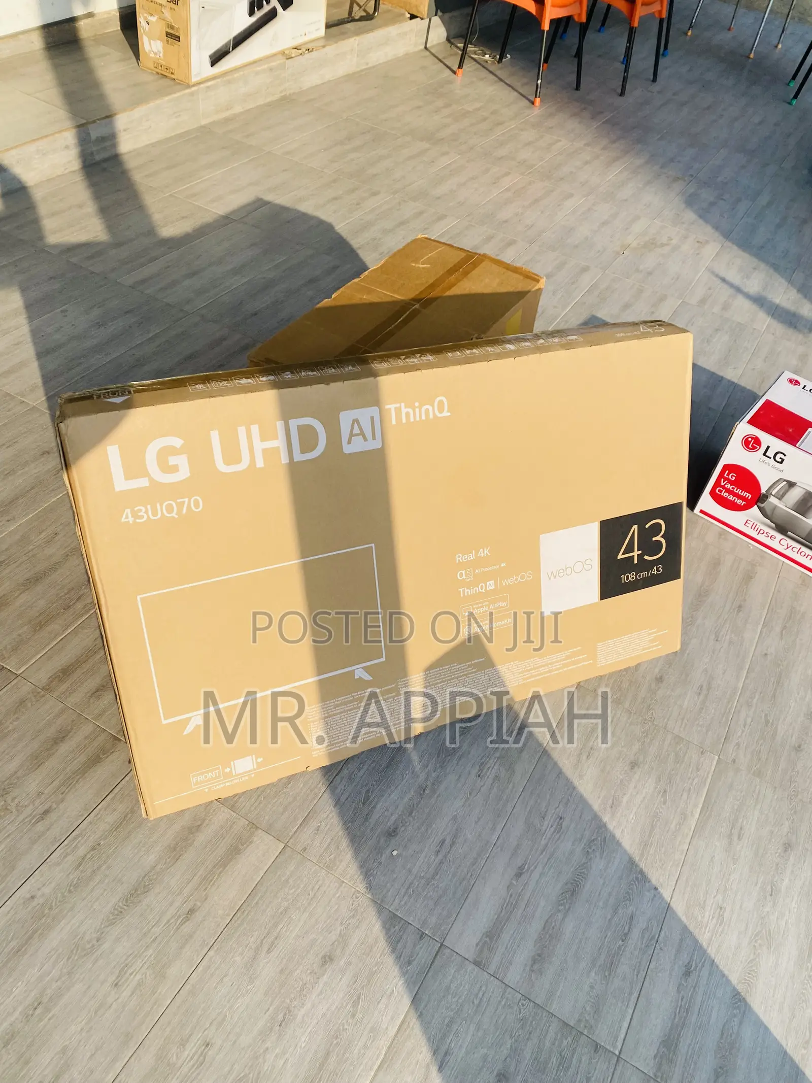 Uniquely Designed LG 43uq7006 43” Smart Uhd Television.