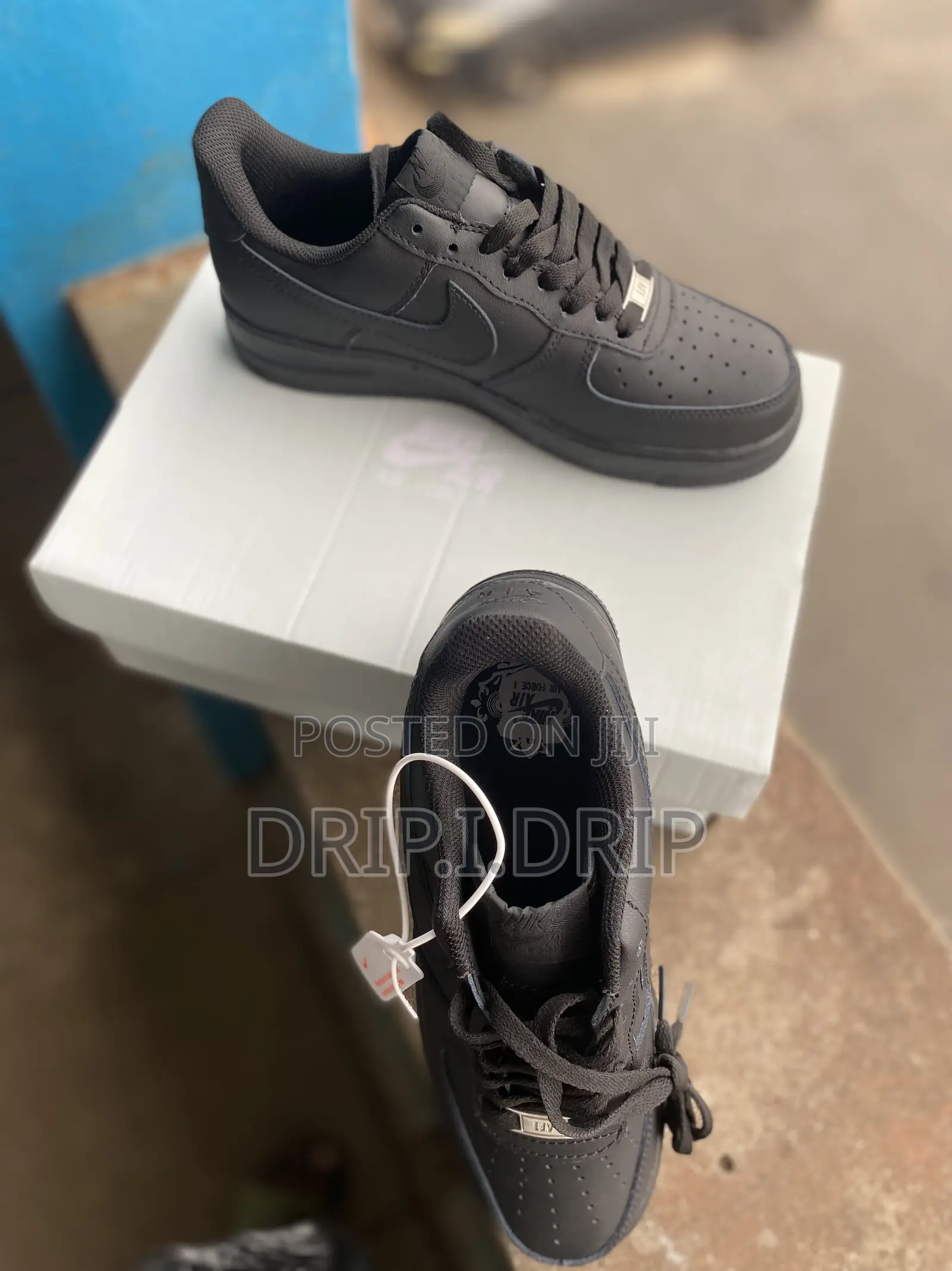 Airforce 1 All Black. In Box