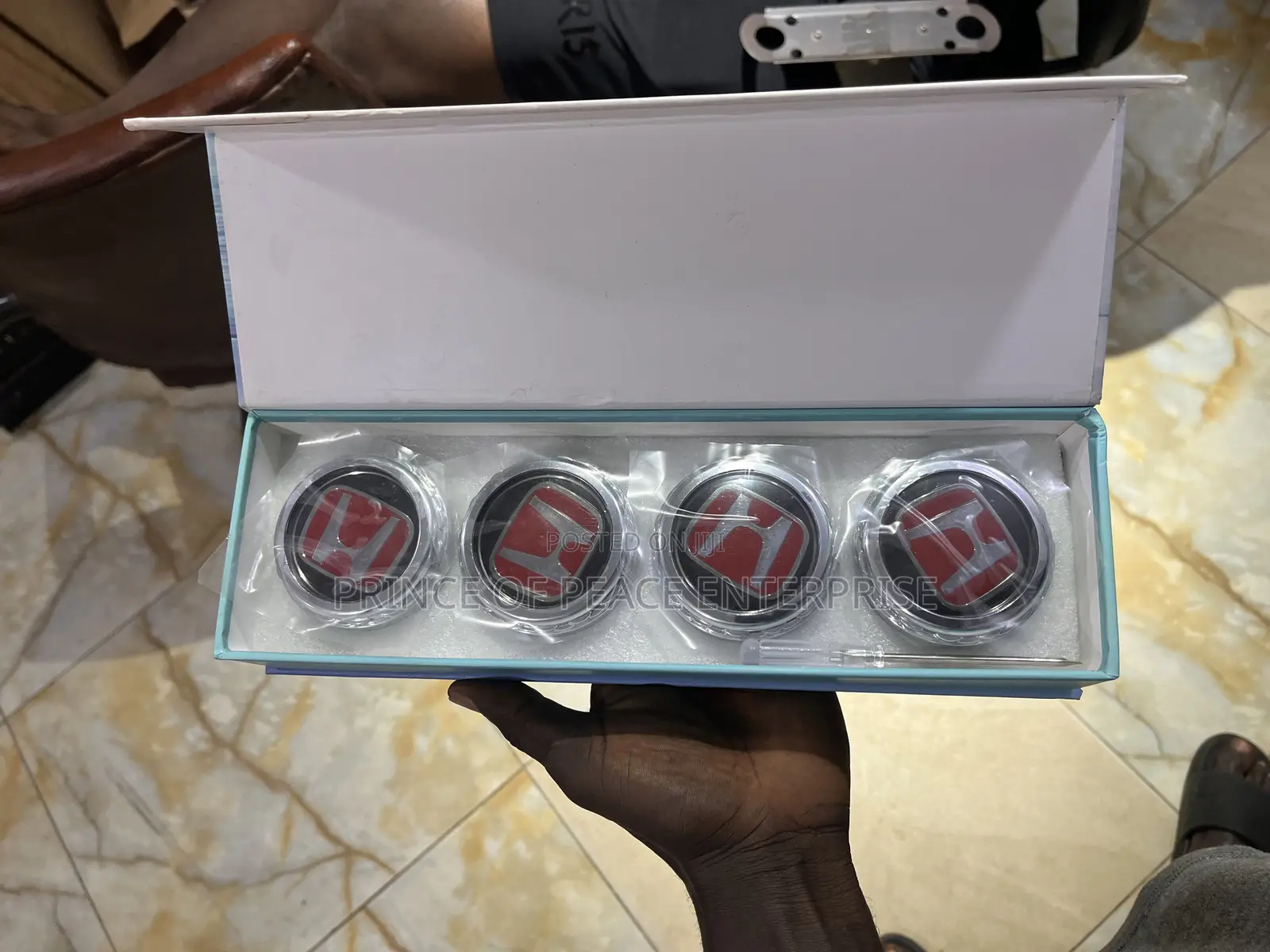 Floating Honda Center Caps for Accord, Civic, Fit, CRV HRV
