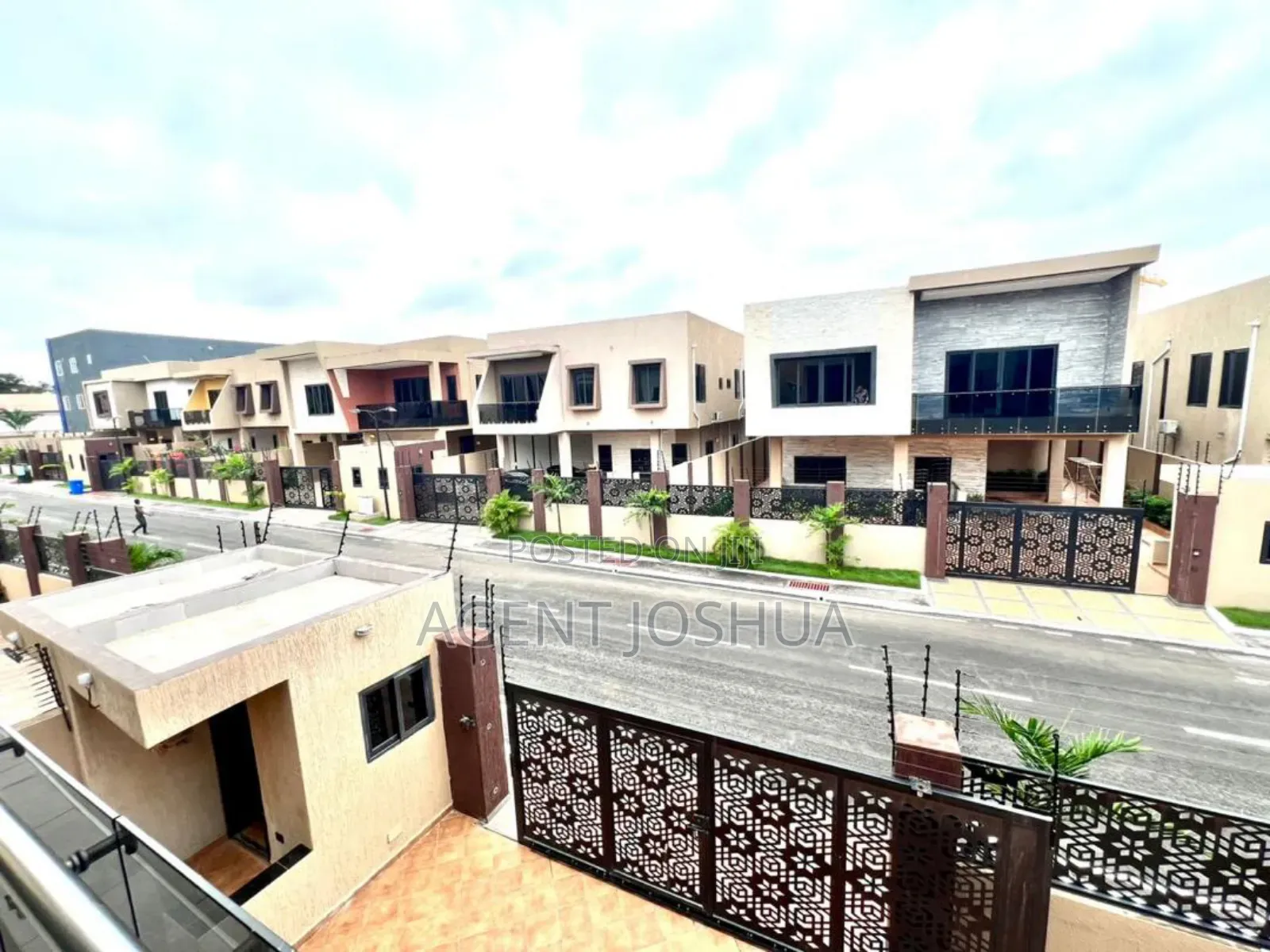4bdrm House in Manet Junction, Airport Residential Area for sale