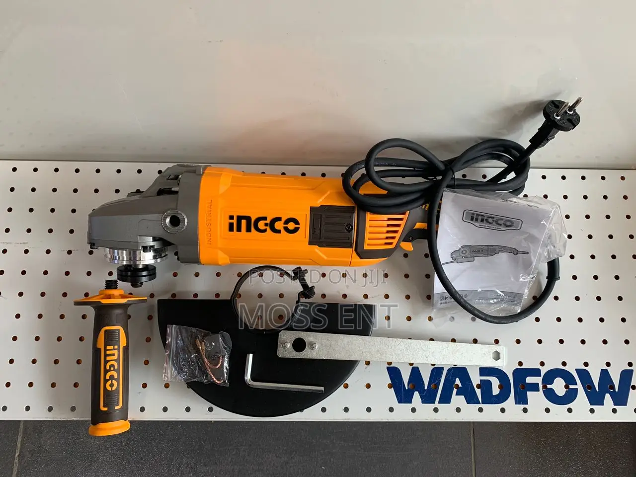 Ingoc Angle Grinder 3000w + Accessories - Ag30008