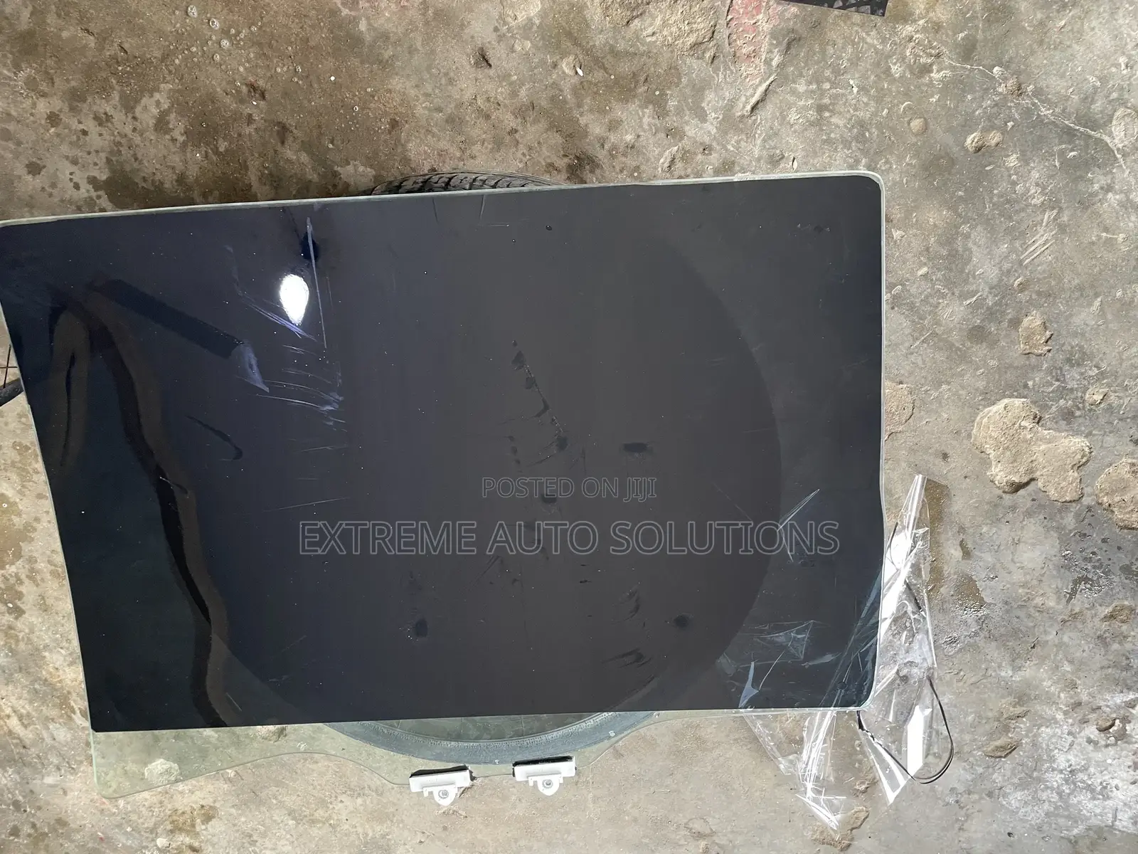Toyota Tundra 2023 Door Glass