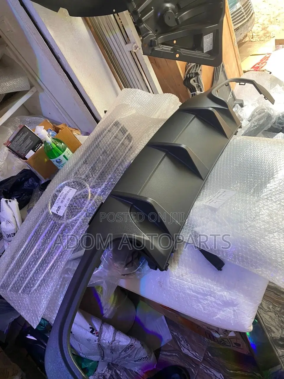 Mercedes Benz C250 Back Bumper Spoiler