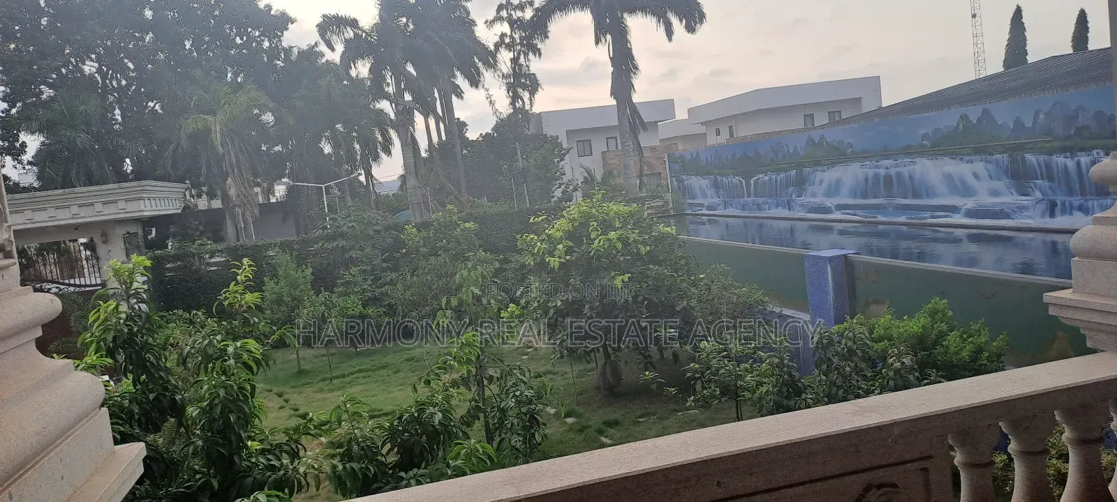 8bdrm House in Airport Residential Area for rent