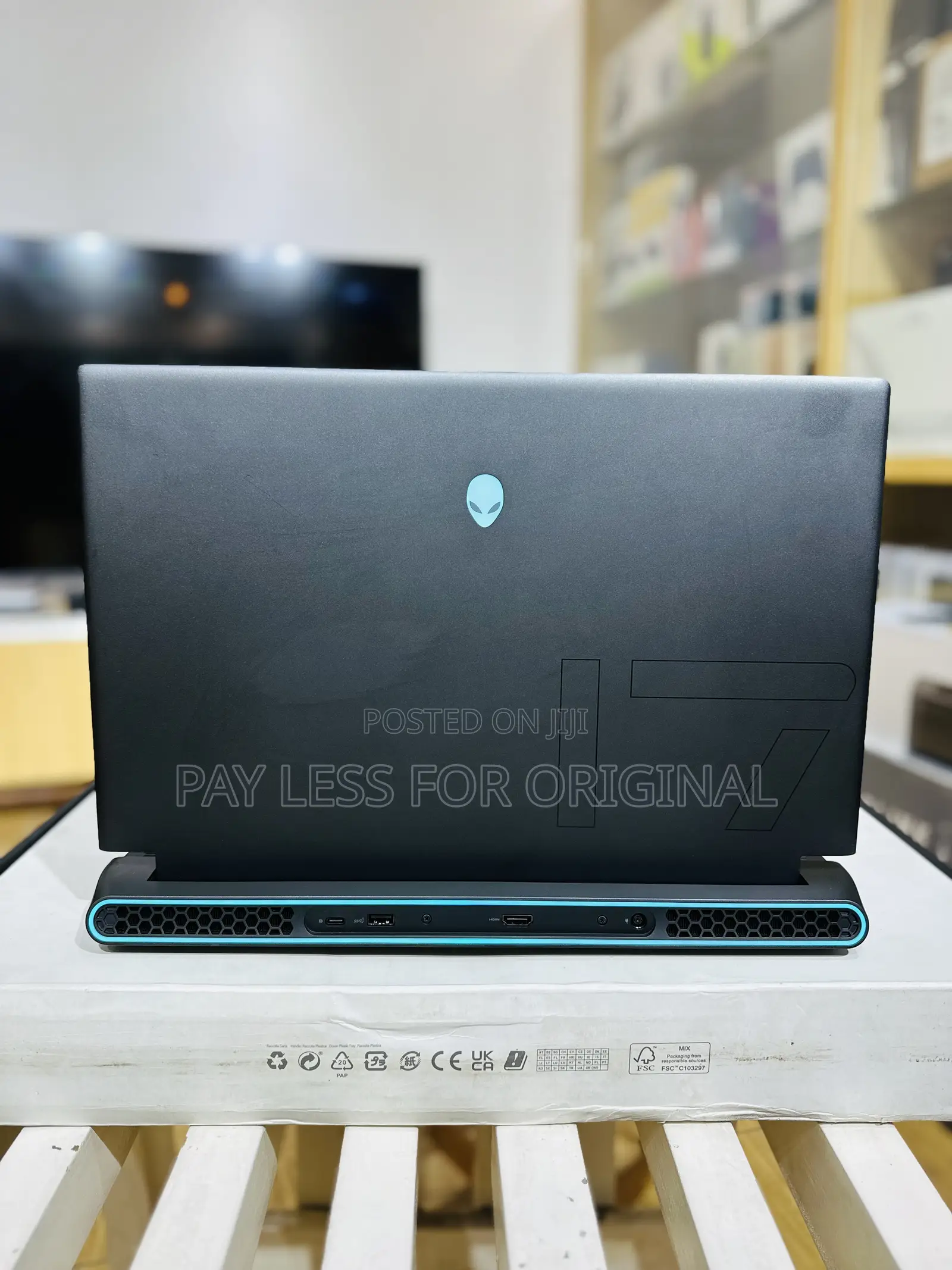 New Laptop Dell Alienware 17 R2 64GB AMD Ryzen 9 SSD 1T